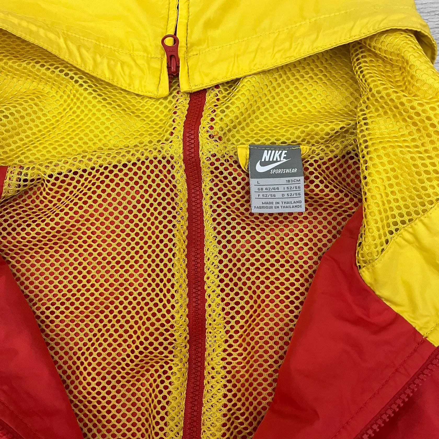 Nike Nike China Olympics 2008 Split Windbreaker (Large) Size US L / EU 52-54 / 3 - 7 Thumbnail
