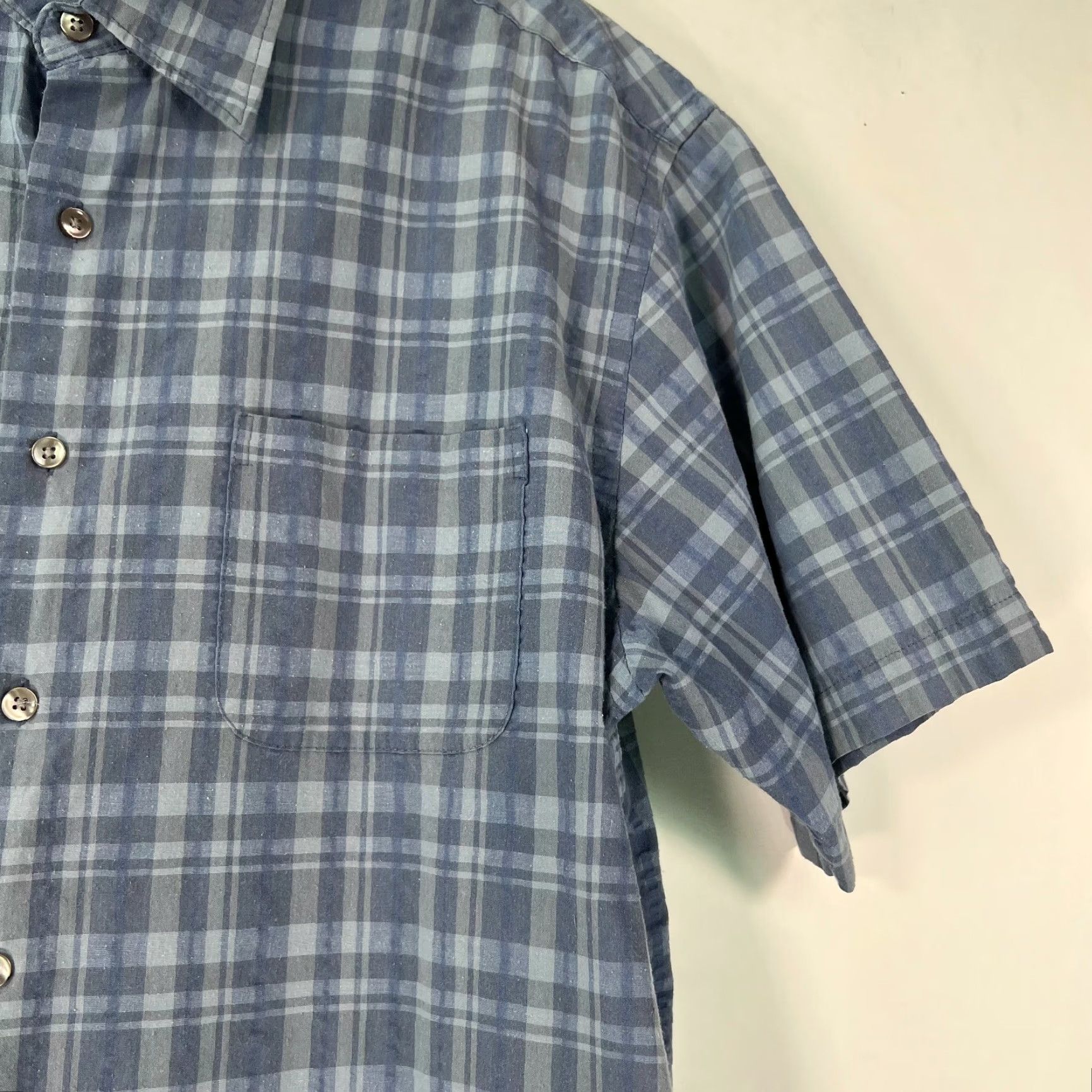 Van Heusen Van Heusen Mens Shirt Short Sleeves Plaid Button Front Blue Large Size US L / EU 52-54 / 3 - 4 Thumbnail