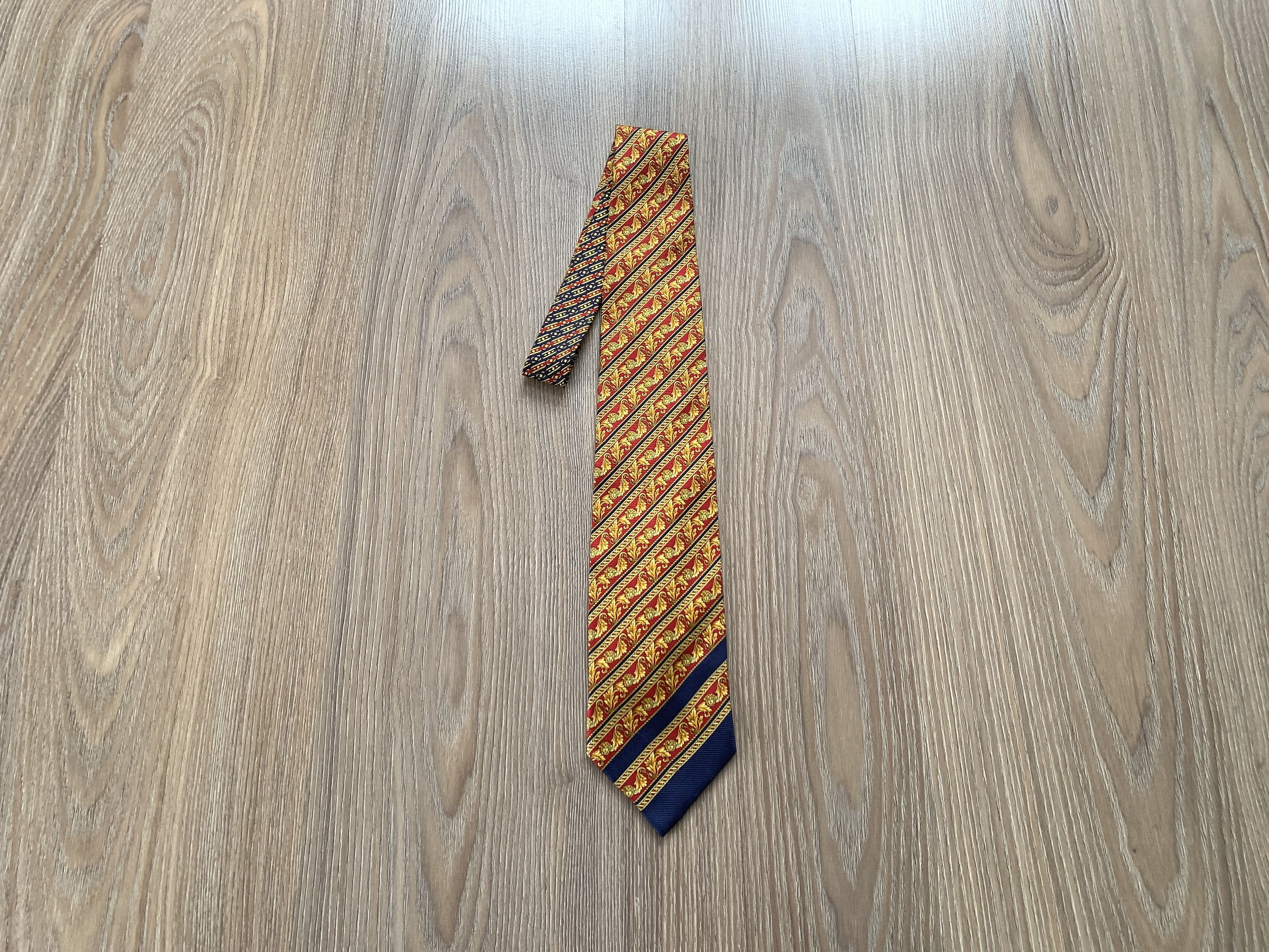 Versace Vintage Rare Gianni Versace Patterned Silk Tie Size ONE SIZE - 1 Thumbnail