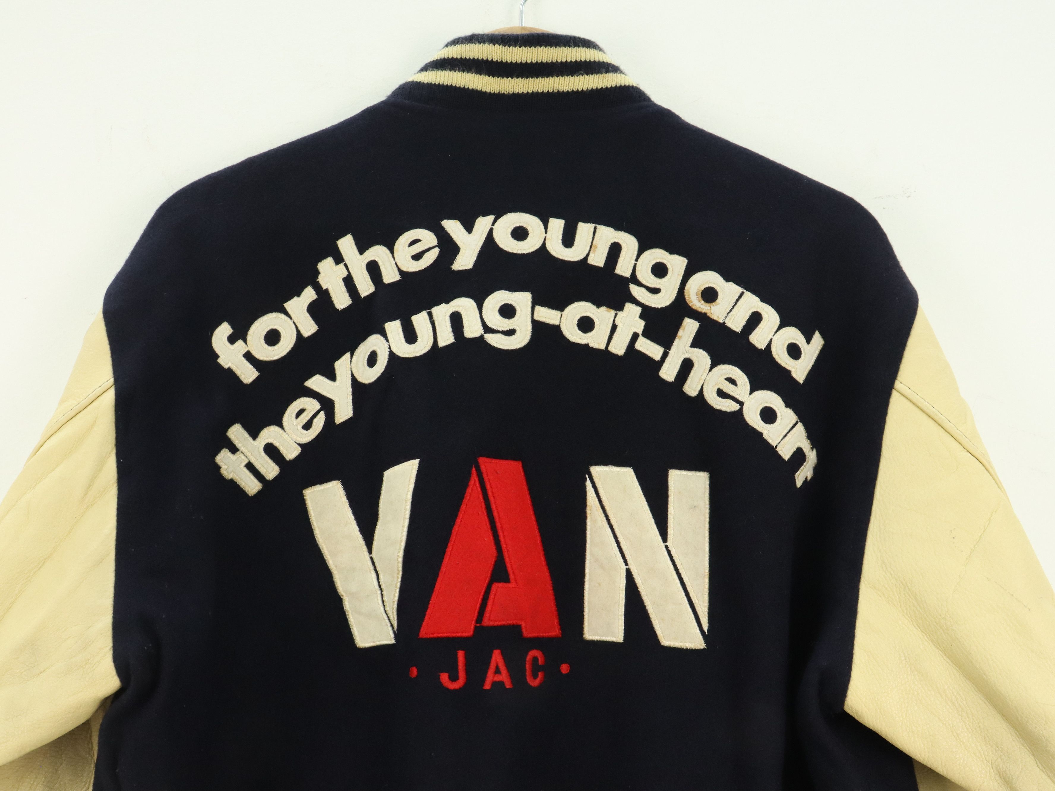 Vintage Vintage Van Jac Varsity Letterman Leather Wool Jacket Size US M / EU 48-50 / 2 - 10 Thumbnail