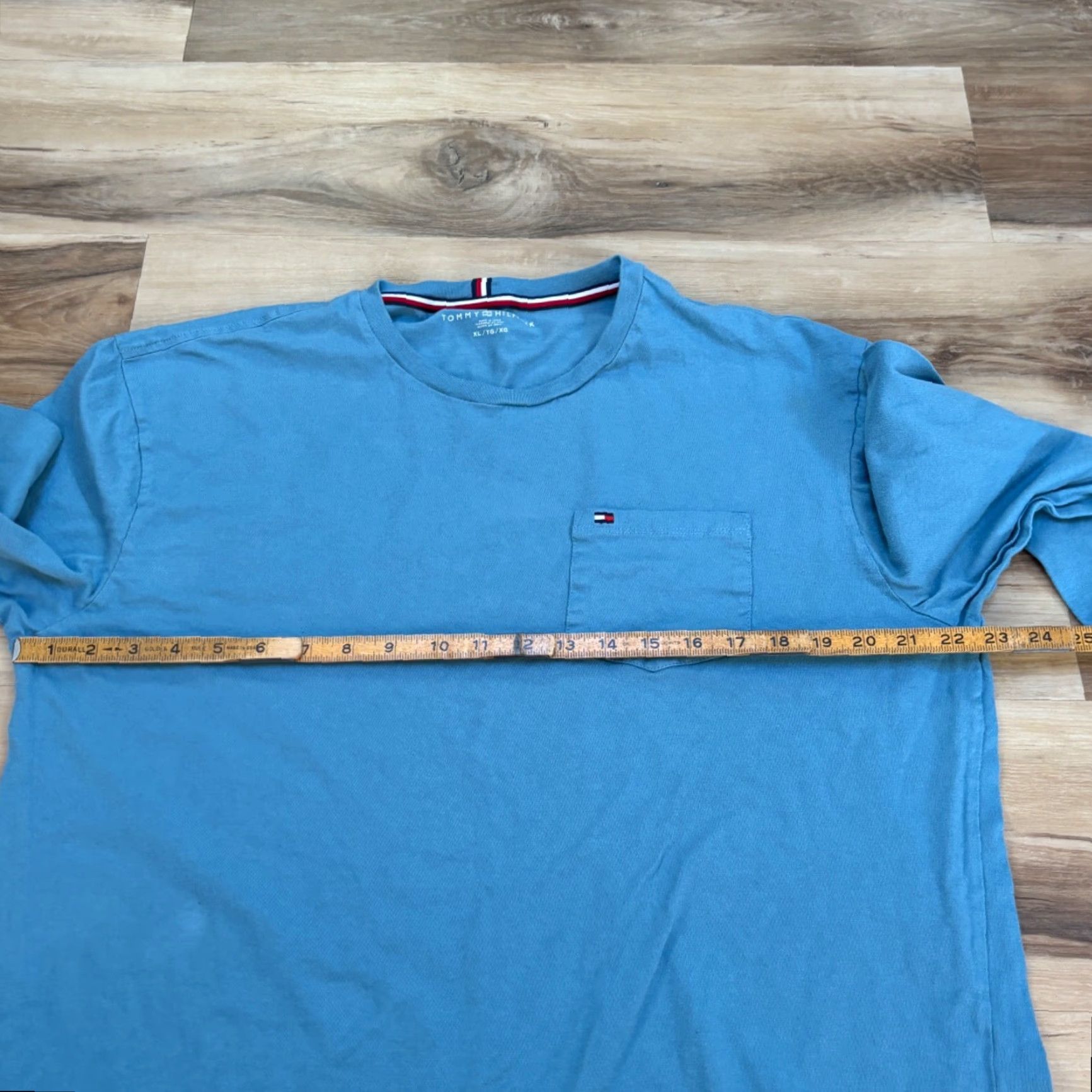 Tommy Hilfiger Tommy Hilfiger T-Shirt Mens XL Light Blue Long Sleeve Pocket Crewneck 100% Cotton Size US XL / EU 56 / 4 - 6 Thumbnail