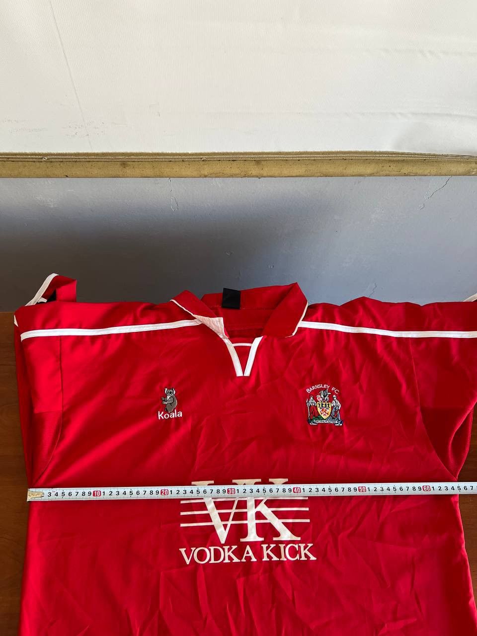 Vintage 2004/5 BARNSLEY FC HOME SOCCER JERSEY FOOTBALL SHIRT KOALA Size US XL / EU 56 / 4 - 12 Thumbnail