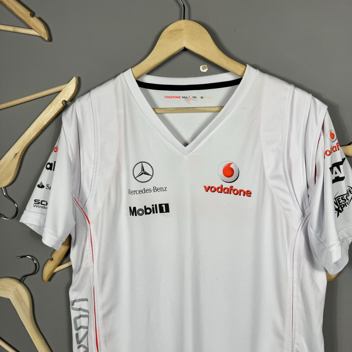 Mercedes-Benz Vintage Vodafone McLaren Mercedes #1 Alonso Racing Jersey Size US L / EU 52-54 / 3 - 6 Thumbnail