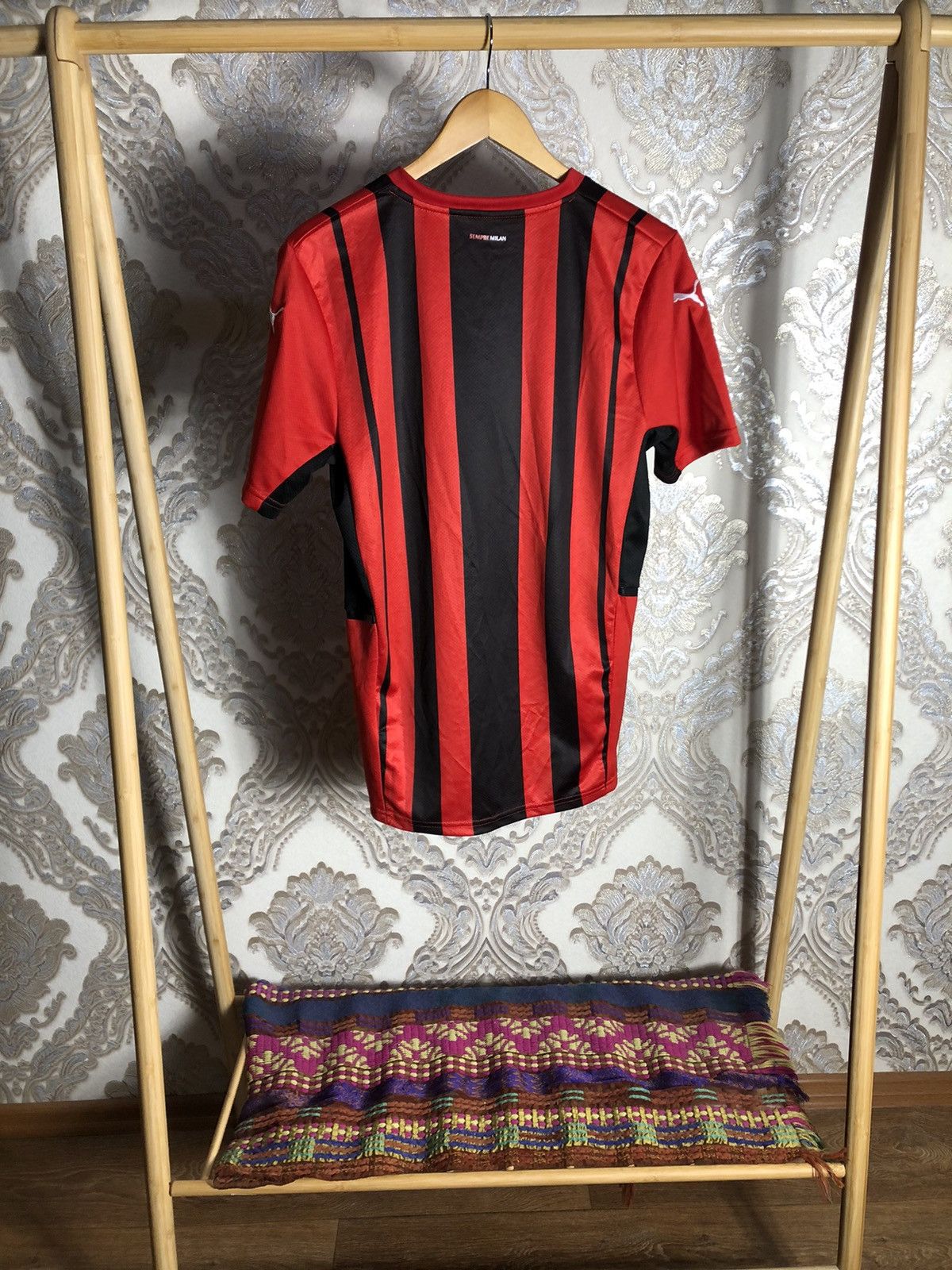 Other VERY RARE PUMA AC MILAN ITALY SOCCER JERSRY RETRO Y2K 90s Size US M / EU 48-50 / 2 - 7 Thumbnail