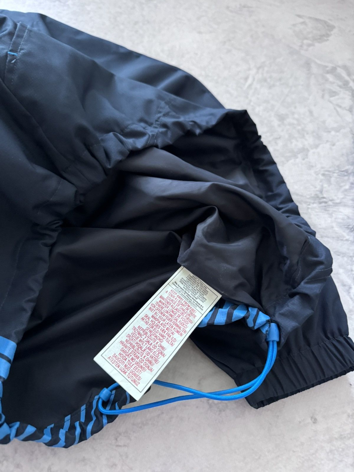 Nike × Vintage 00s Nike Tn Plus Airmax Vintage Nylon Rare Jacket Size US L / EU 52-54 / 3 - 11 Thumbnail