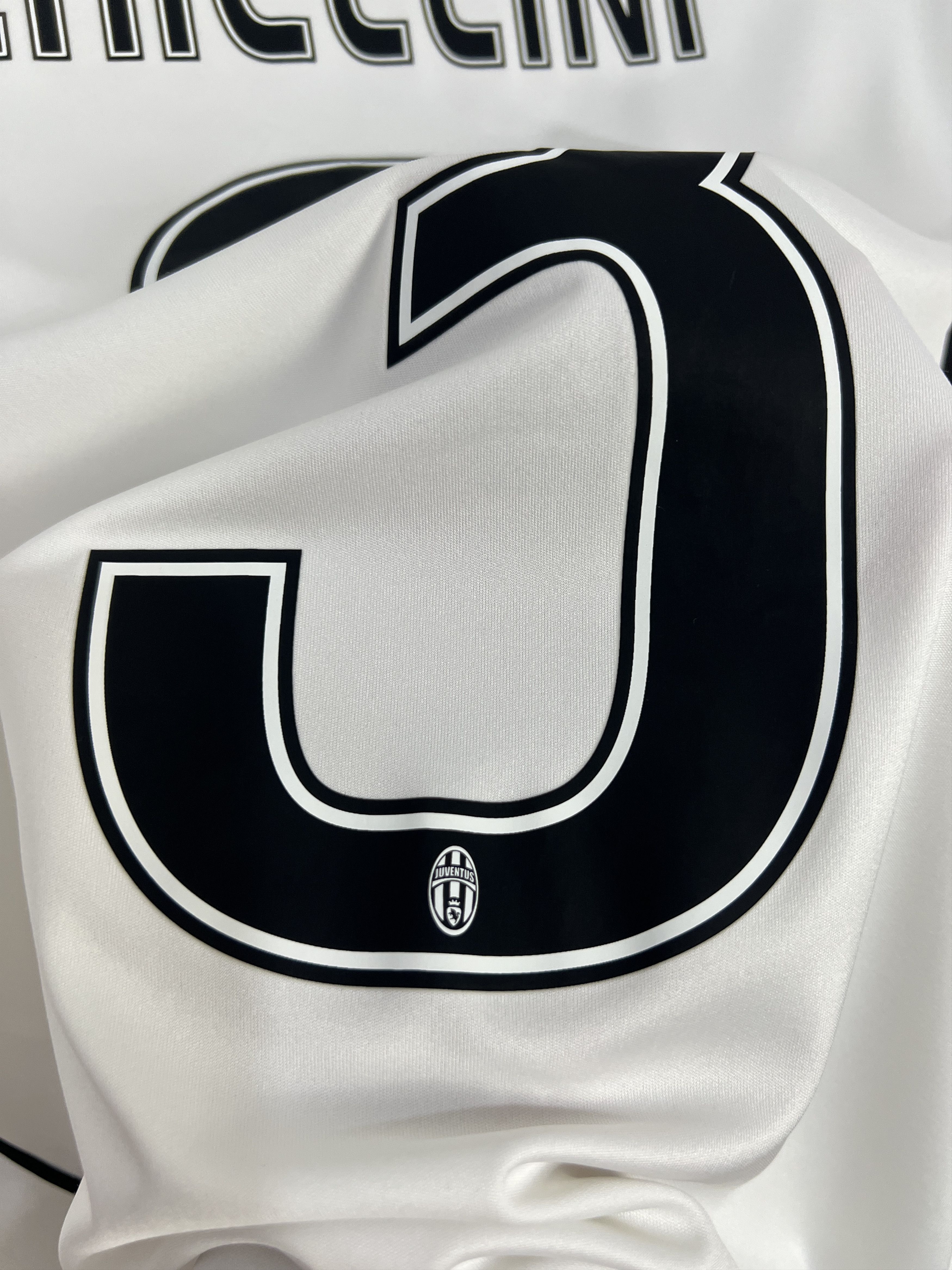 Adidas Juventus 2016 Third Football Shirt #3 Chiellini Adidas Size US L / EU 52-54 / 3 - 17 Thumbnail