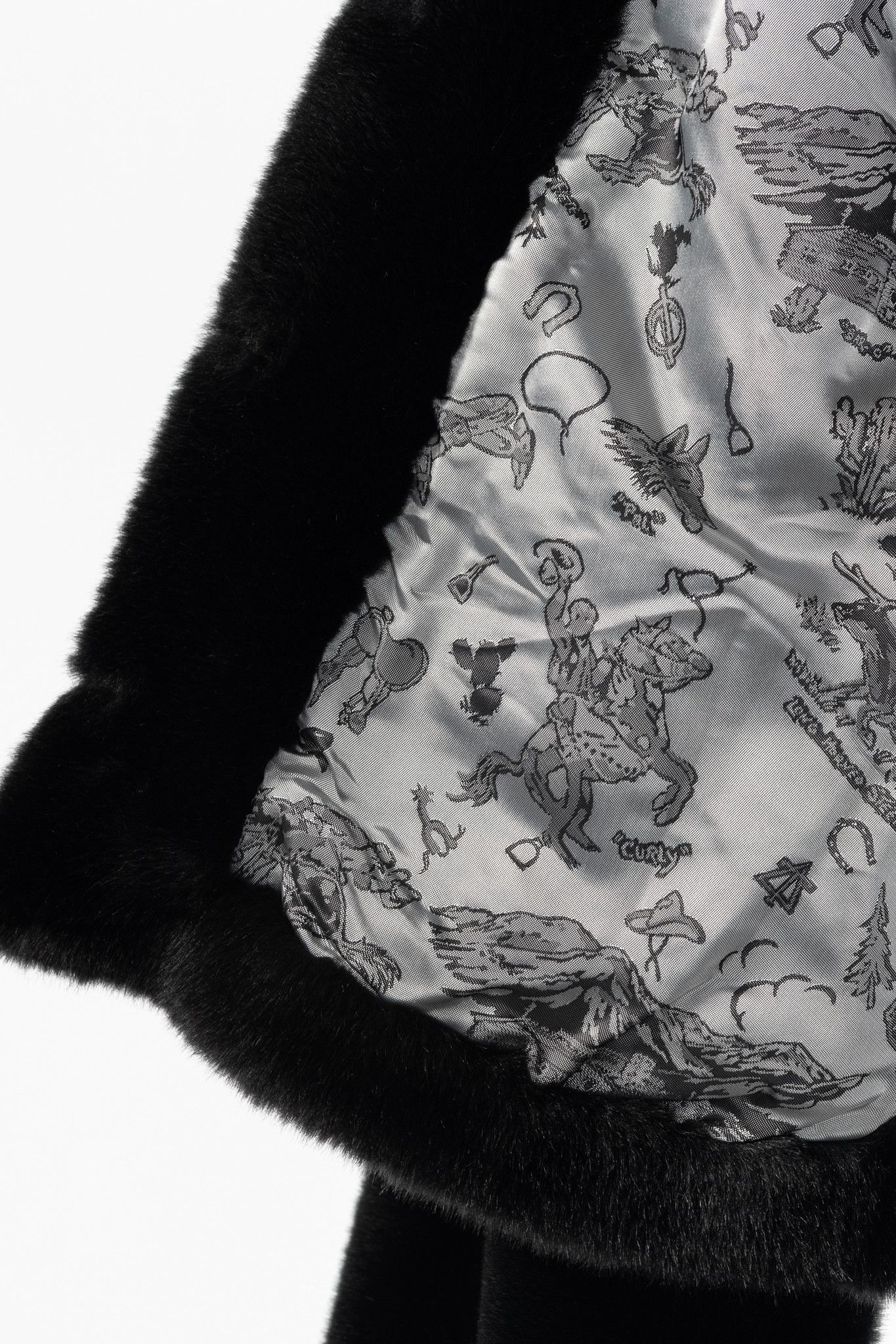 Shrimps Shrimps Dexter Black Faux Fur Crystal-Embellished Jacket Size S / US 4 / IT 40 - 9 Thumbnail