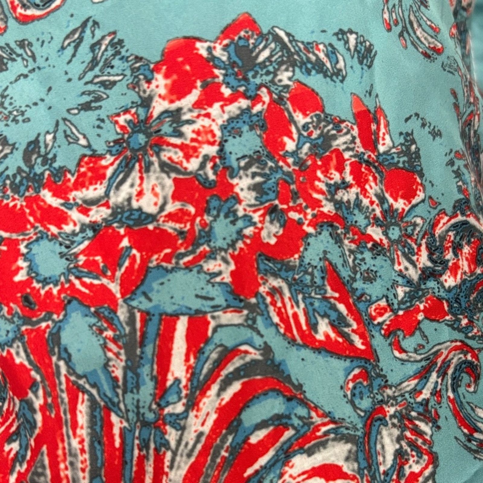 Other NWT Stylish Aqua and Red Men's Swim Trunks Size S Size US 34 / EU 50 - 8 Thumbnail