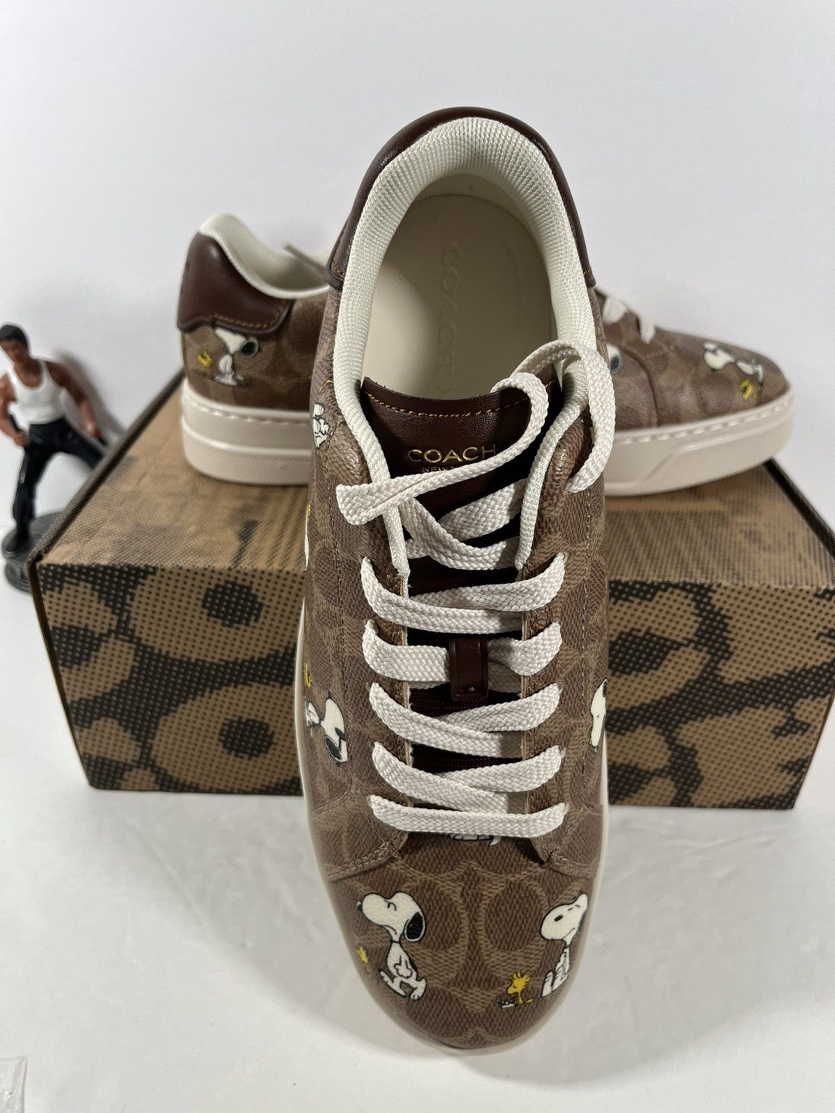 Coach × Disney NEW Coach X Peanuts Men's Sneaker Signature Canvas Shoes Size US 12 / EU 45 - 2 Thumbnail