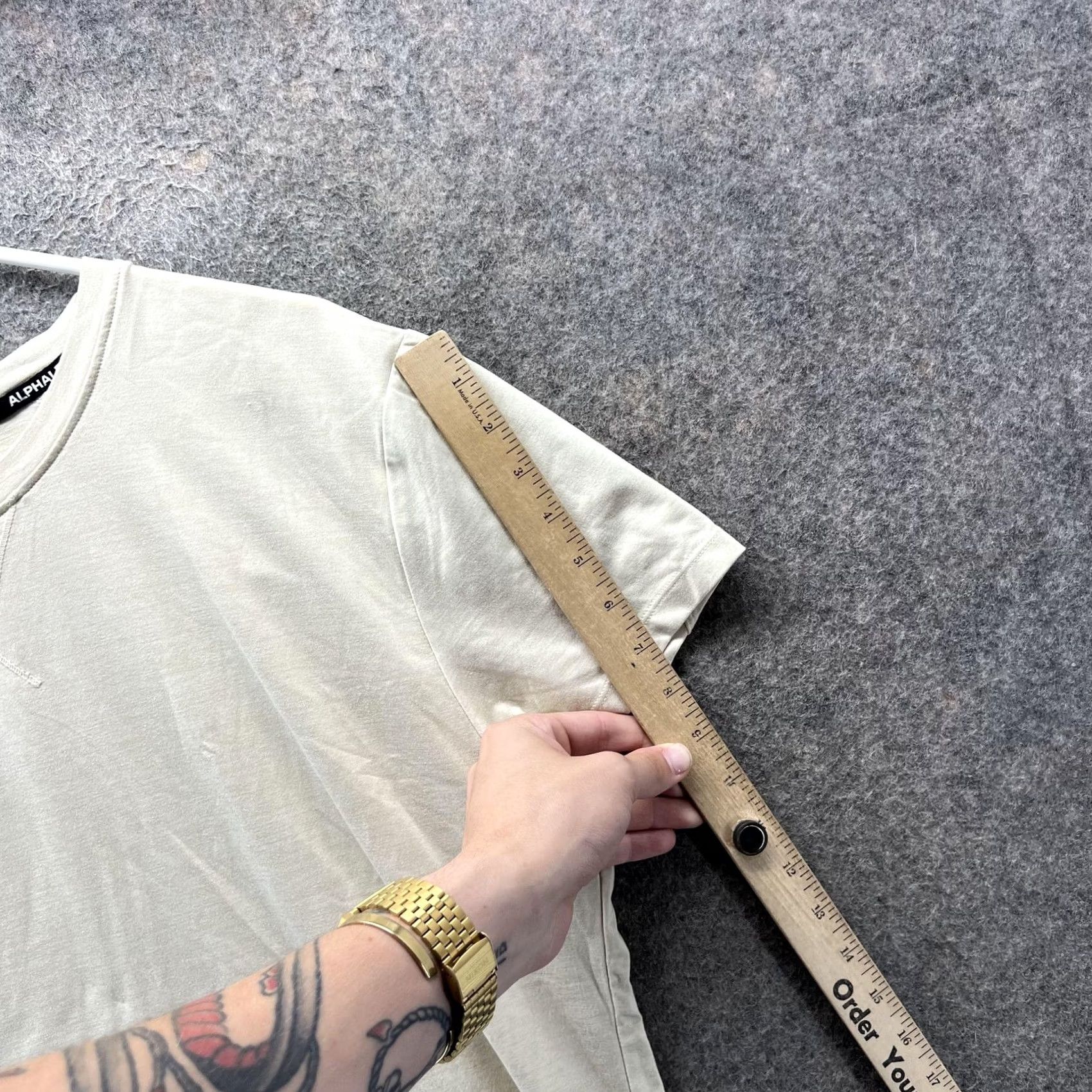 Vintage Alphalete Shirt Womens Large Beige Crewneck Short Sleeve Athletic Gym Tee Casual Size L / US 10 / IT 46 - 3 Thumbnail