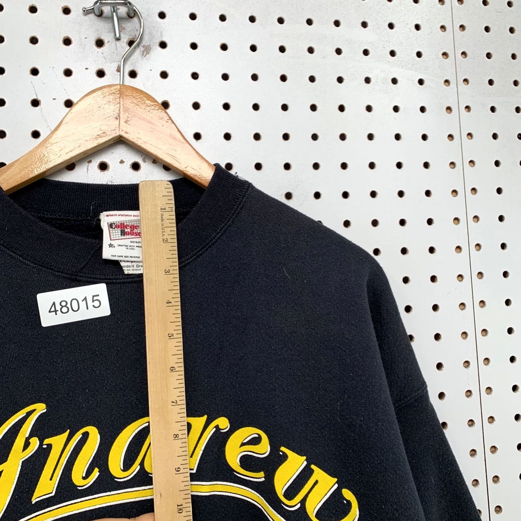 Vintage VINTAGE College Sweatshirt Mens XL Black Crewneck Fleece Made USA Size US XL / EU 56 / 4 - 7 Thumbnail