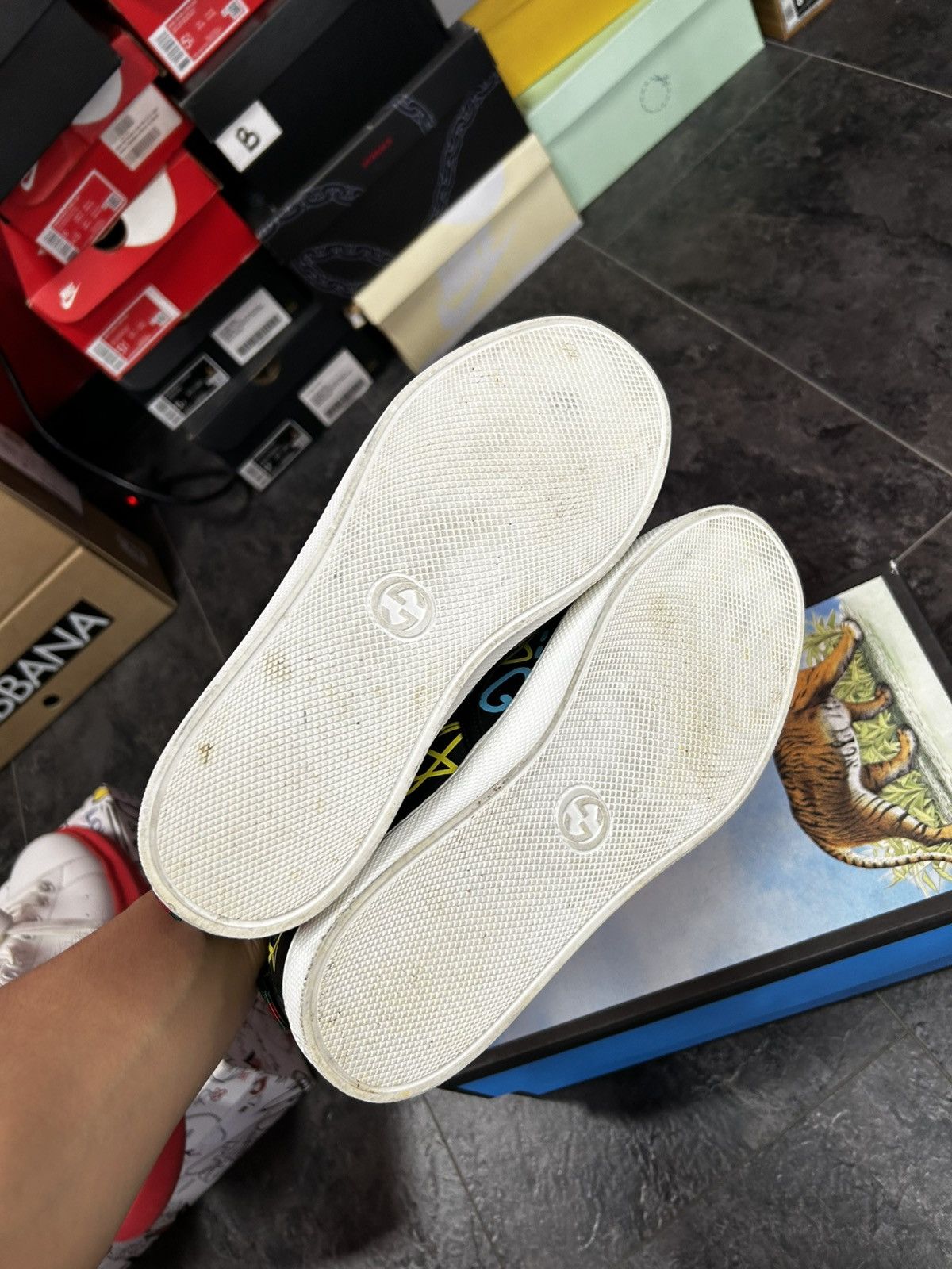 Gucci Gucci graffiti slip ons Size US 8 / EU 41 - 5 Thumbnail