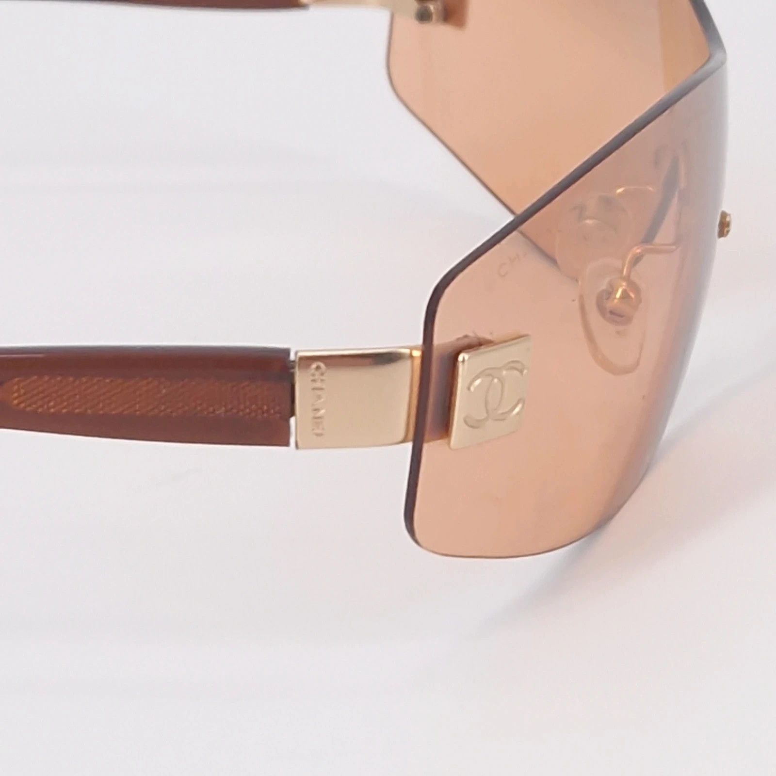 Chanel Chanel Blade Runner CC Sunglasses Size ONE SIZE - 2 Thumbnail