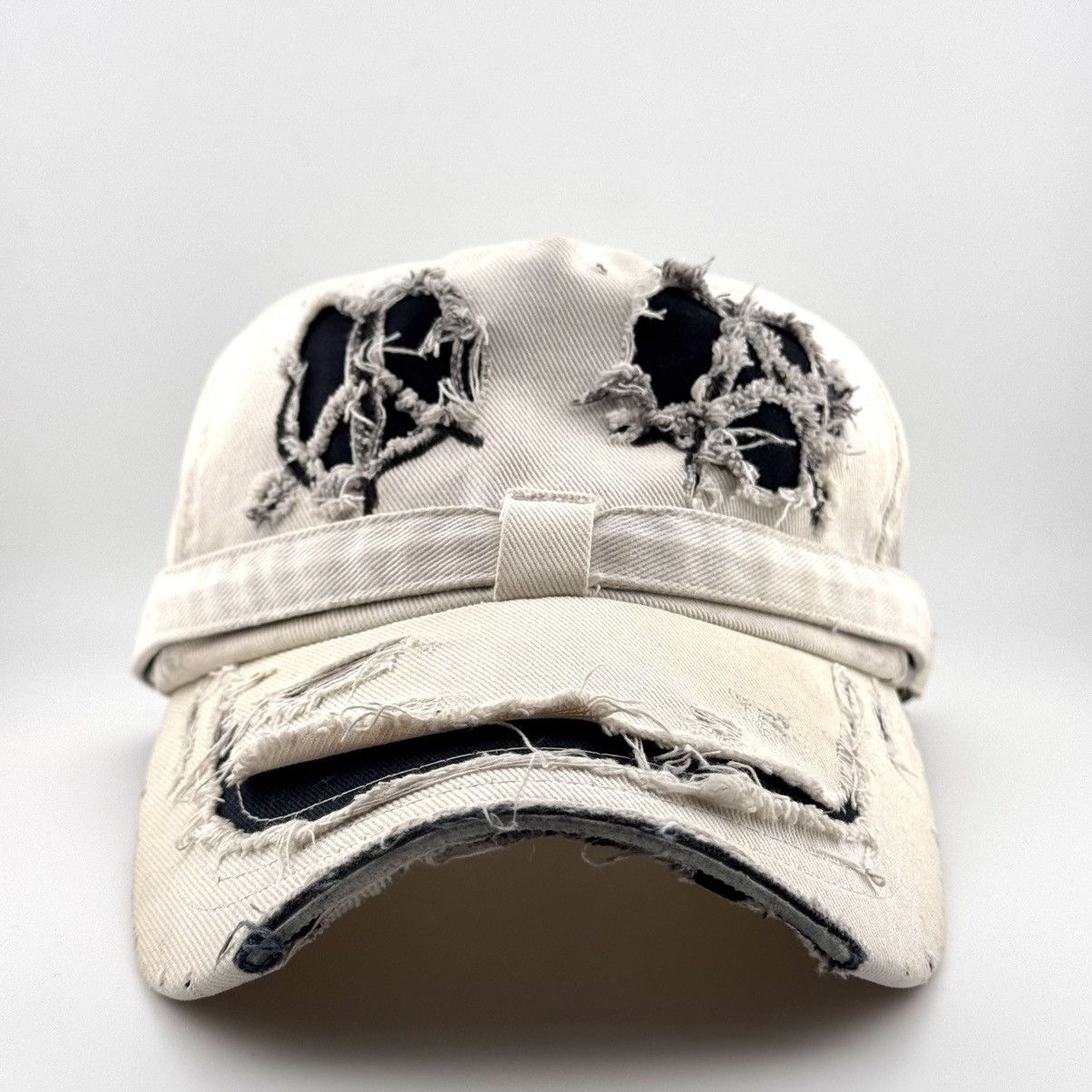 Japanese Brand Motifest Cut-Out Trashed Destroyed Distressed Archive Cap Size ONE SIZE - 2 Thumbnail