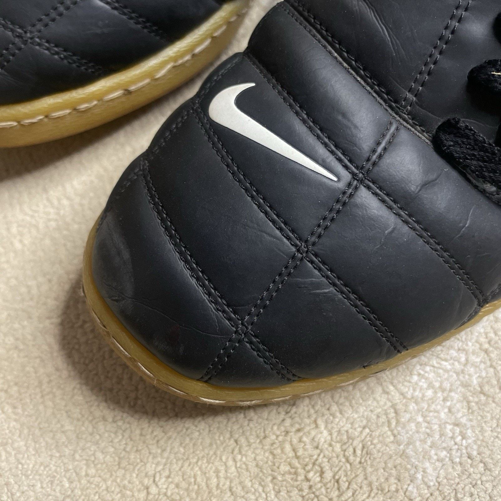 Nike vintage Nike Total 90 lll Indoor Shoes Football Soccer 2004 Size US 12 / EU 45 - 7 Thumbnail