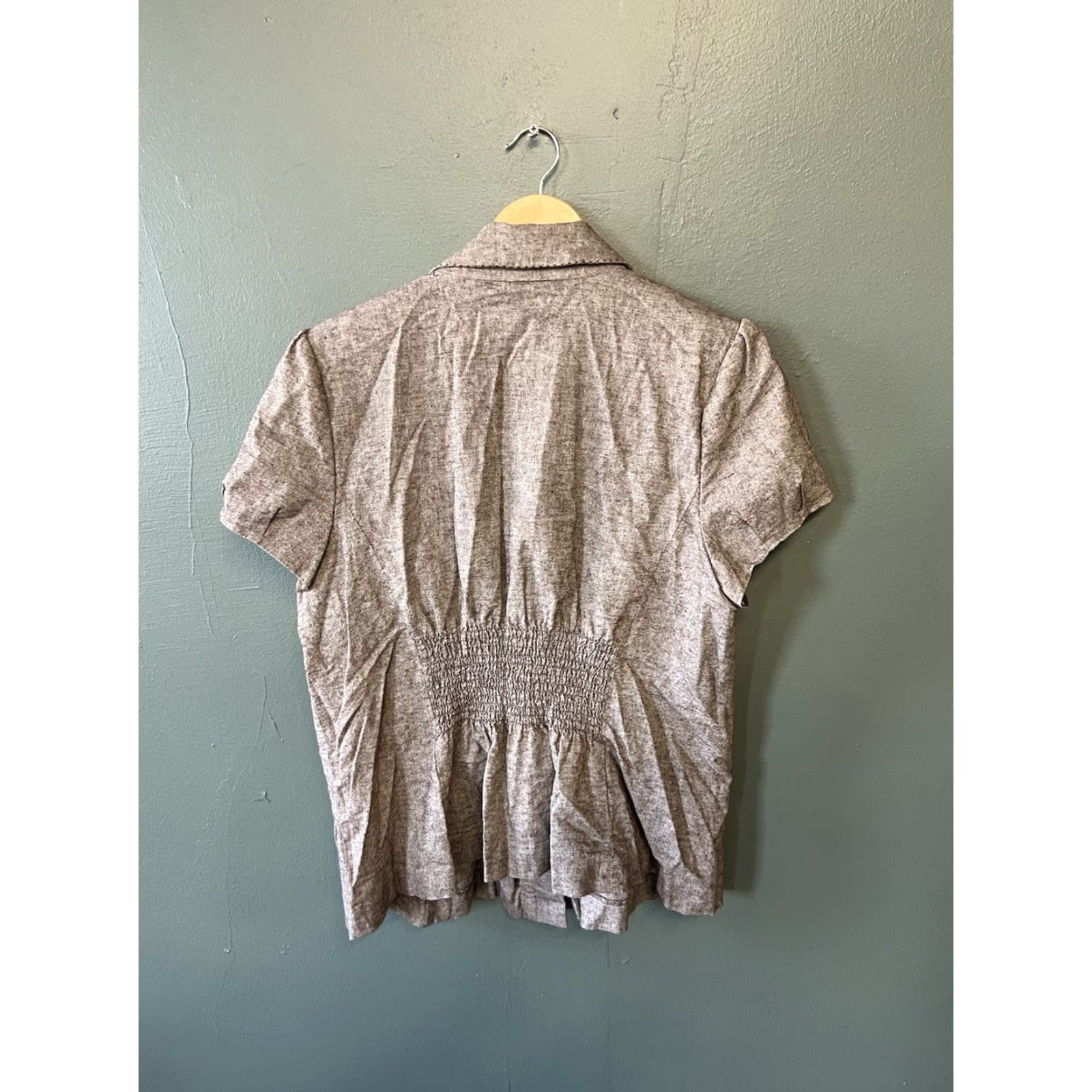 Vintage Lane Bryant Brown Linen Short Sleeve Button-Up Womens 18 Plus Shirt Indicates 18 Plus Size Womens Brown Linen short sleeve button-up from Lane Bryant Size 40" / US 18 - 2 Thumbnail