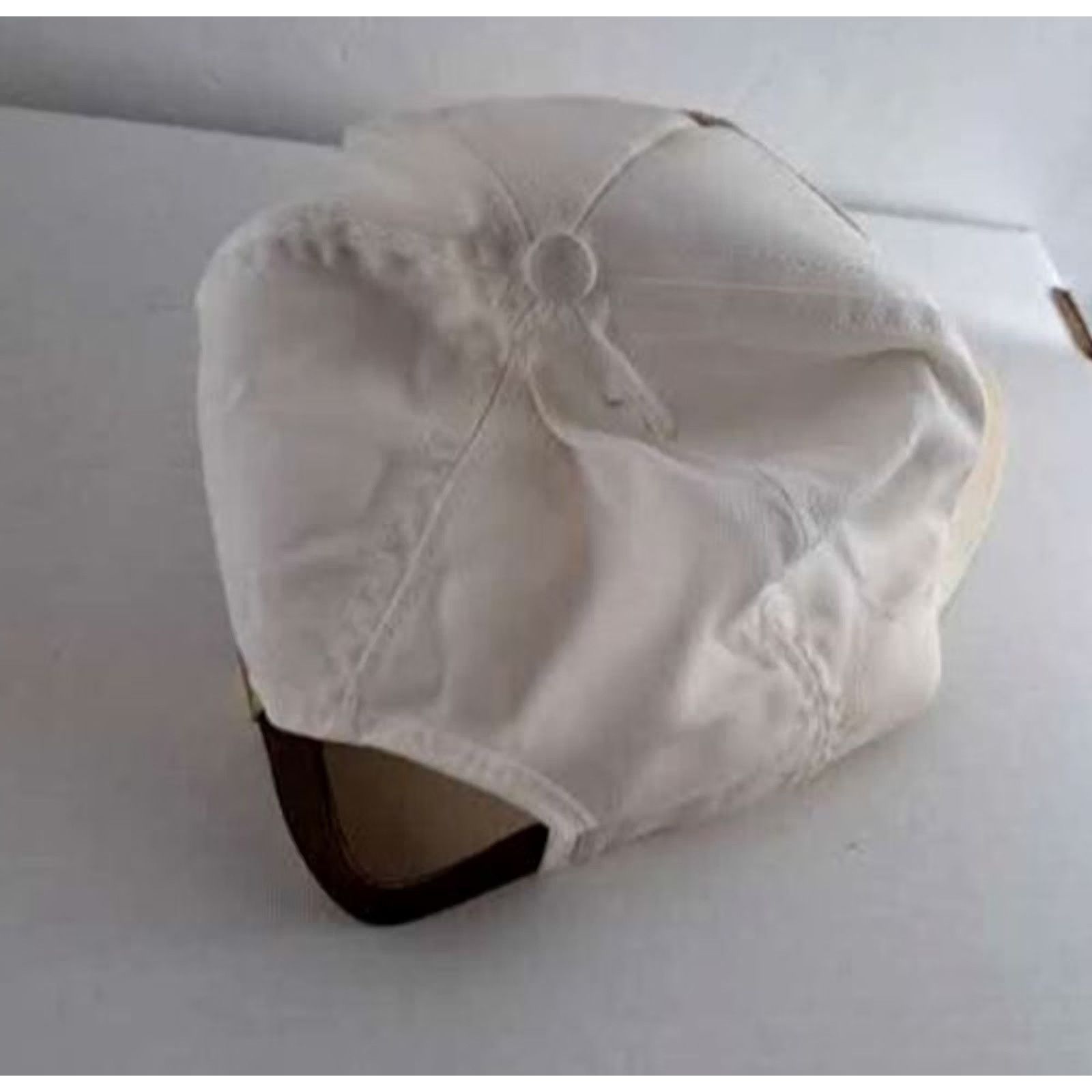 Vintage VINTAGE Union Made Hat White Adjustable Leather Canvas Baseball Cap Mens Adjustable Leather size Strap UAW-GM Meeting the Challenge Theme: automobiles Size ONE SIZE - 2 Thumbnail