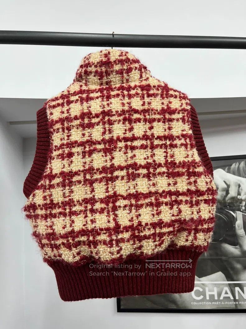 Chanel Chanel Ski Series Red Diamond Buckle Plaid Tweed Vest Jack Size XS / US 0-2 / IT 36-38 - 3 Thumbnail