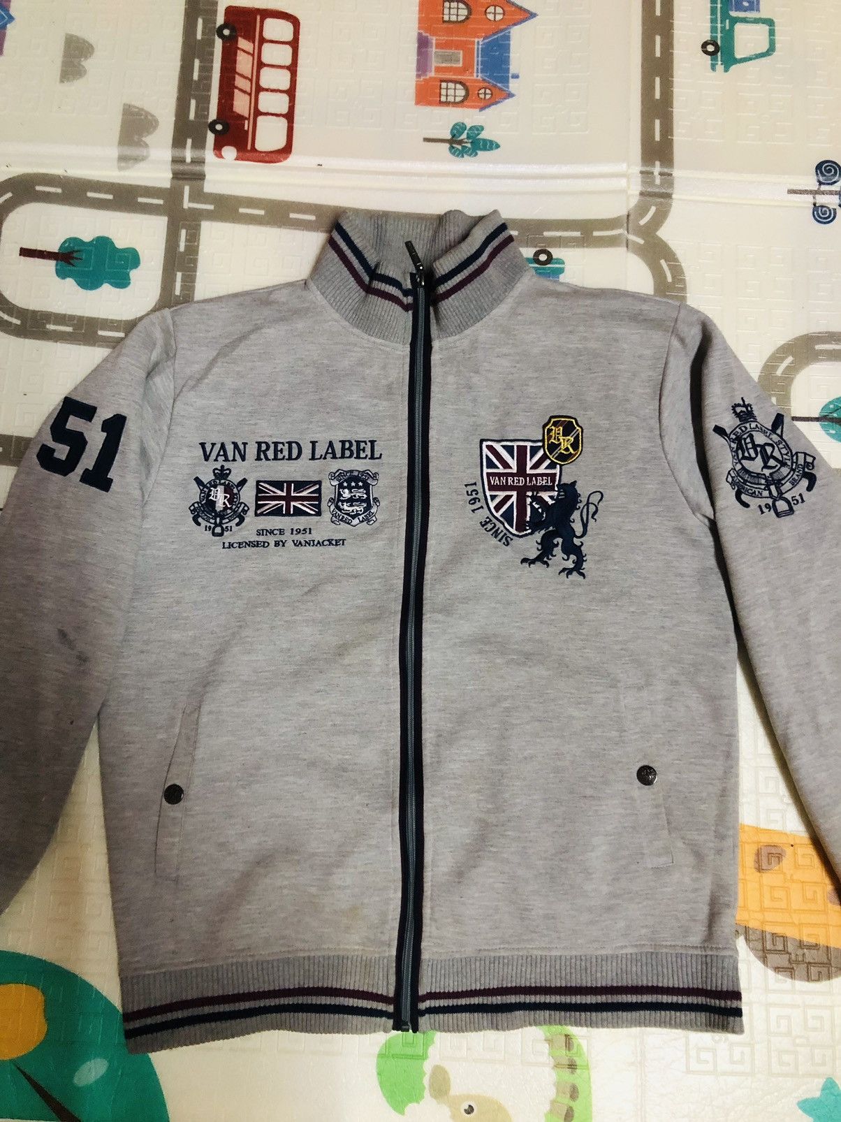 Japanese Brand × Vintage Vintage american brand varsity jacket embroidered logo Size US L / EU 52-54 / 3 - 4 Thumbnail
