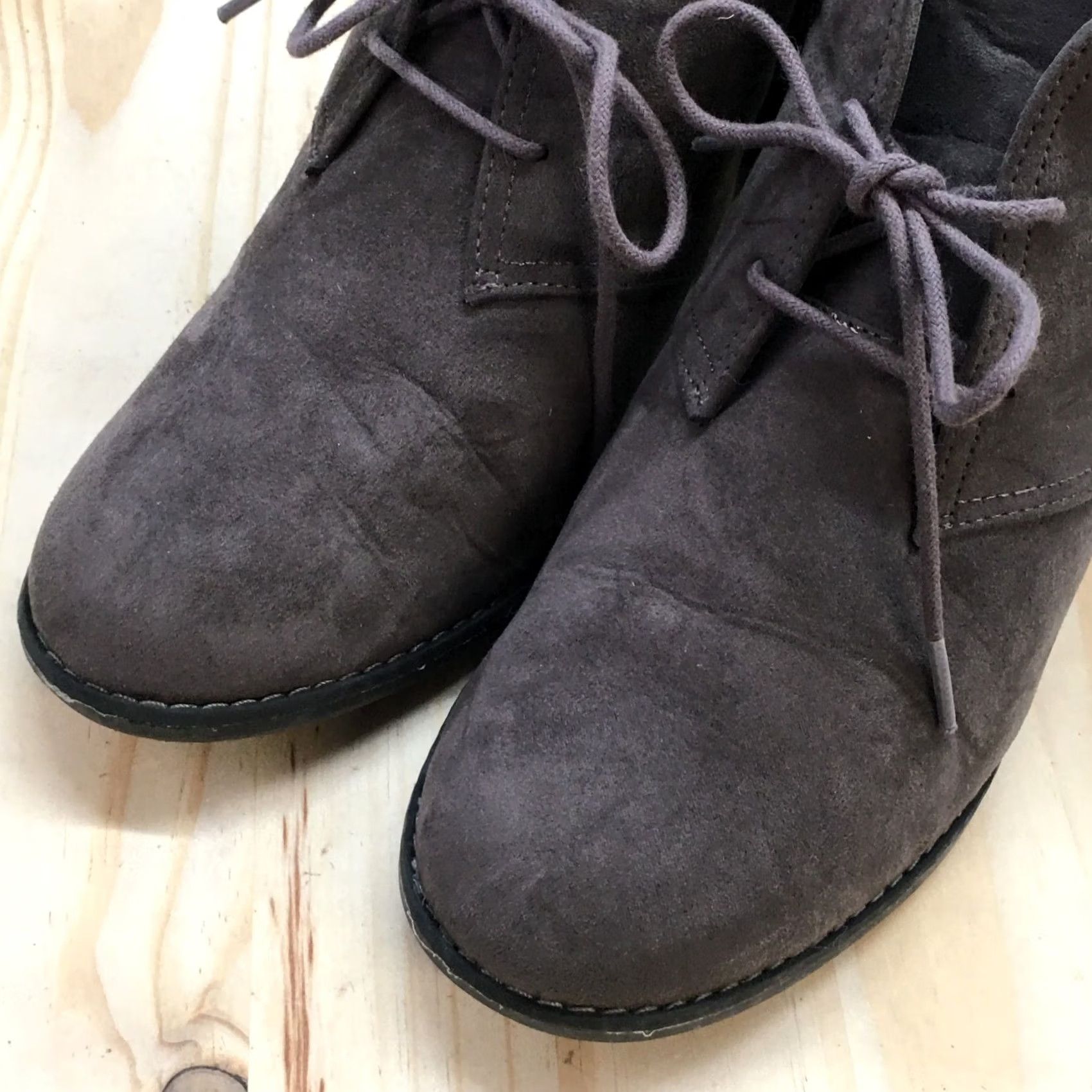 Vintage Universal Thread Boots Womens 10 W Gray Faux Suede Ankle Booties Lace Up Wedge Casual Shoes Size US 10 / IT 40 - 4 Thumbnail