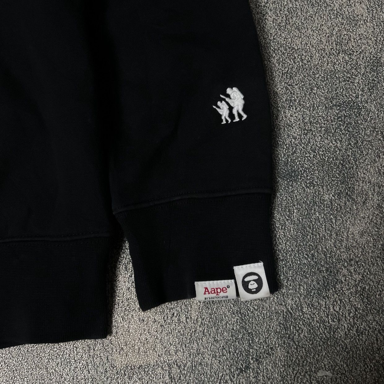 Aape Aape A Bathing Ape X One Piece Monkey D Luffy Sweatshirt Size US L / EU 52-54 / 3 - 4 Thumbnail