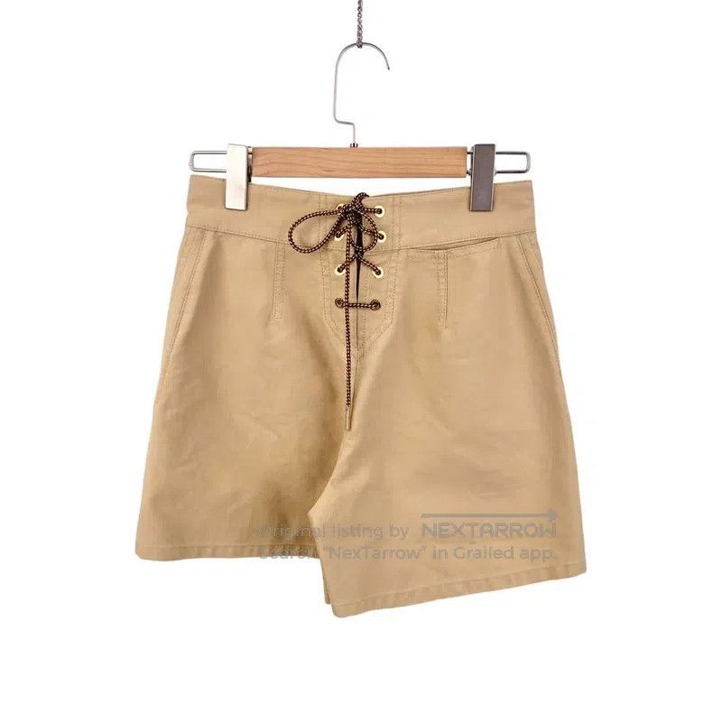Louis Vuitton Louis Vuitton Cotton pirate button embellished beige short Size 33" - 2 Thumbnail