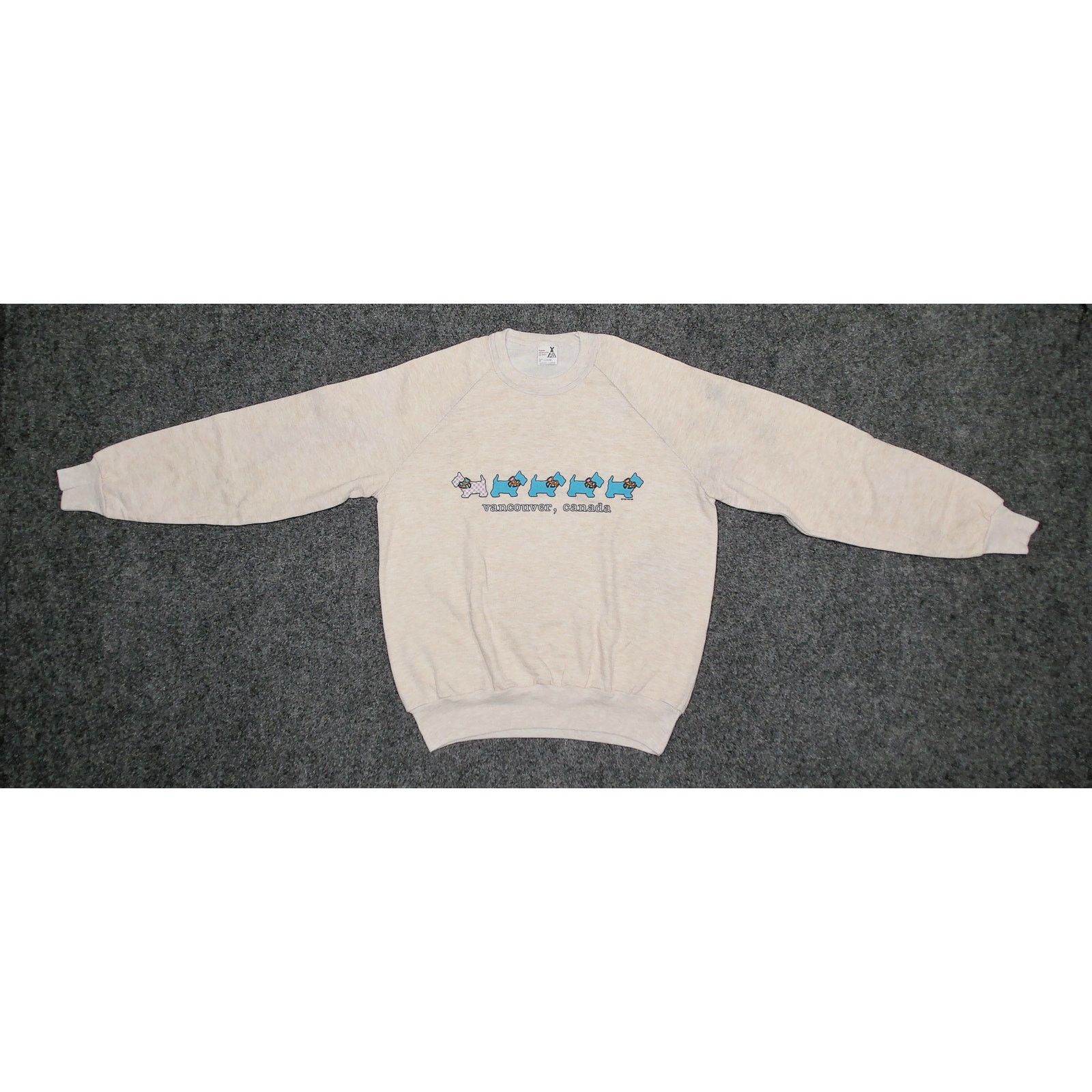 Vintage Vintage 1986 Teepee Vancouver Boxy Raglan Sweatshirt Size L / US 10 / IT 46 - 3 Thumbnail