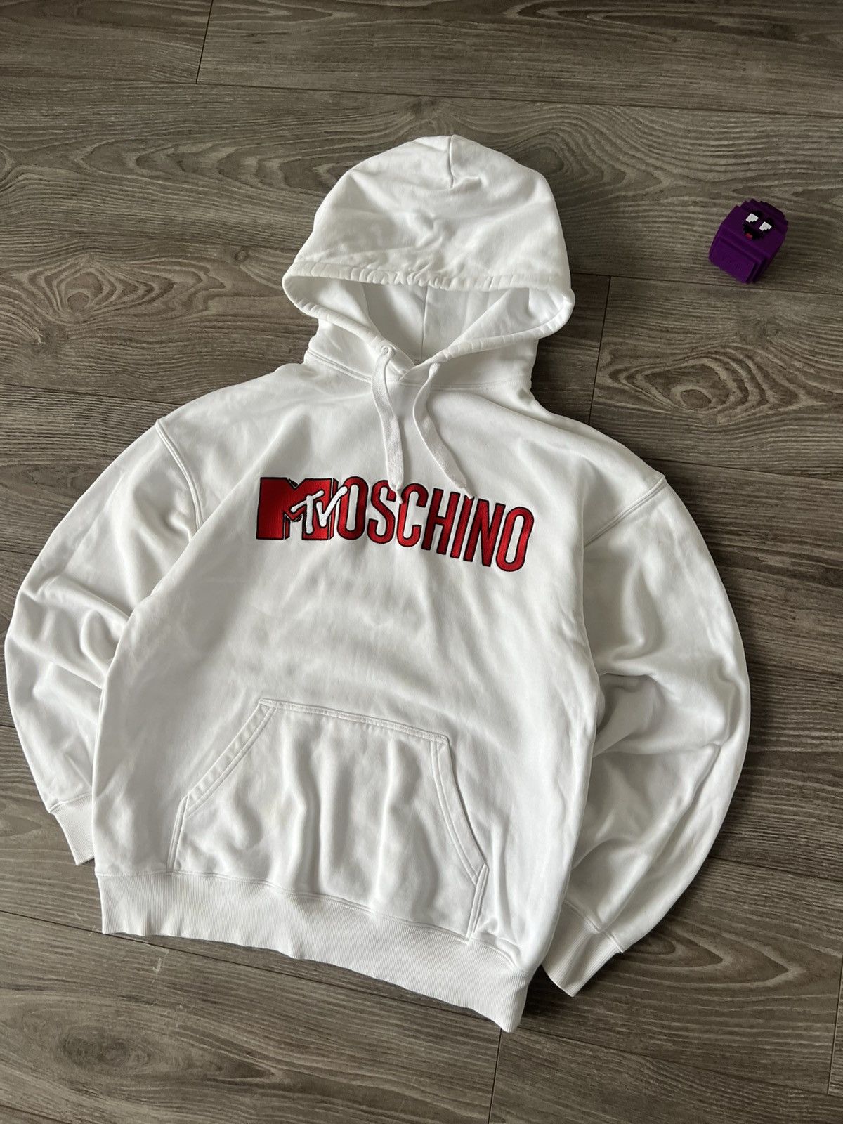 Moschino ‼️Moschino x H&M x Mtv Big Knit Logo White Hoodie‼️ Size US S / EU 44-46 / 1 - 2 Thumbnail