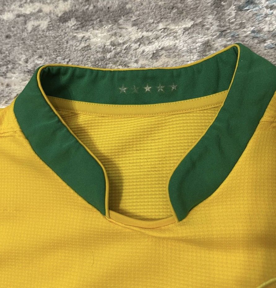 Vintage Vintage Brazil #10 National Team Jersey | CBF Nike Size US L / EU 52-54 / 3 - 9 Thumbnail