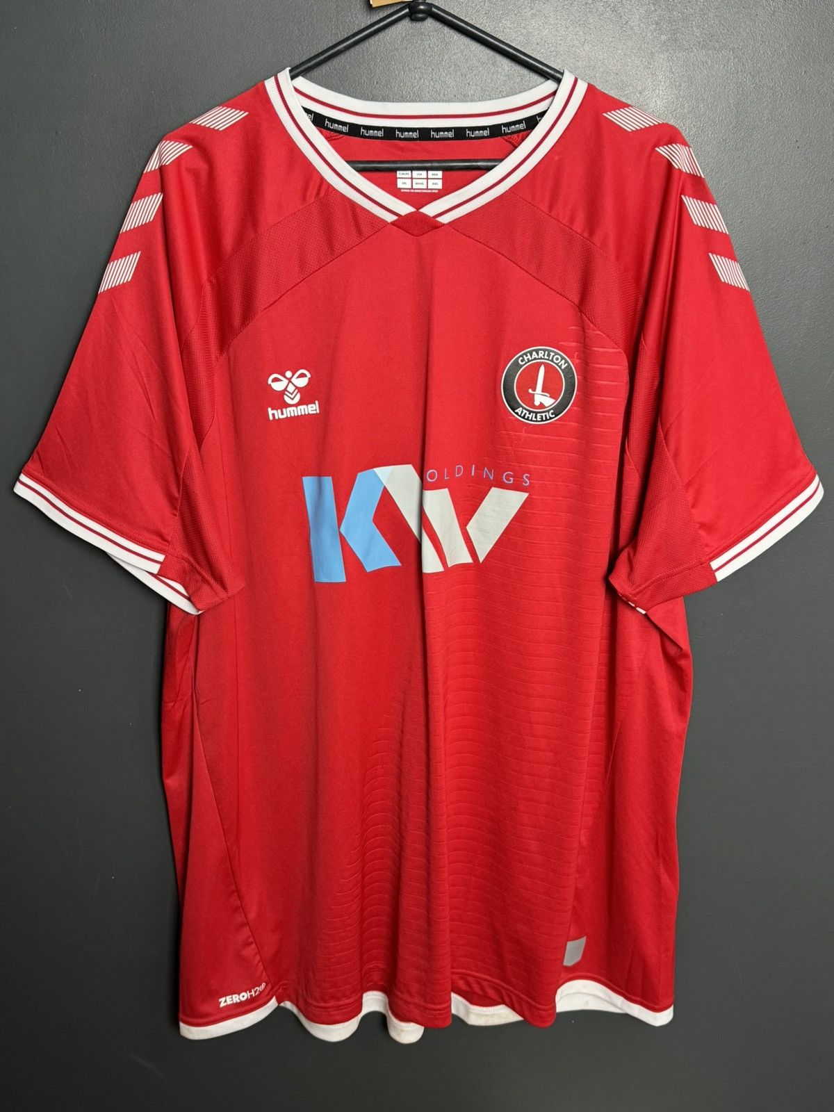 Hummel 4XL Charlton Athletic 20/21 Home Football Jersey Size US XXL / EU 58 / 5 - 1 Thumbnail