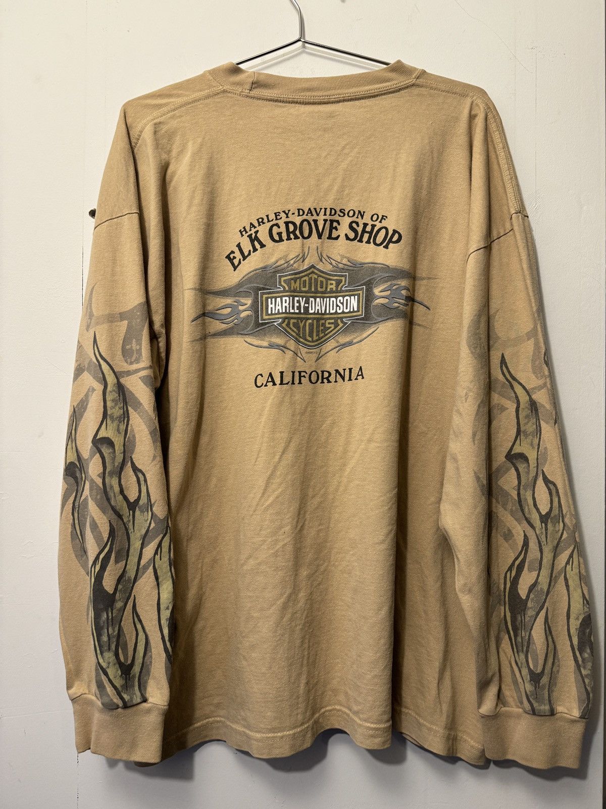 Harley Davidson VINTAGE Y2K HARLEY FLAMES TAN LONGSLEEVE SHIRT CALIFORNIA XL Size US XL / EU 56 / 4 - 4 Thumbnail