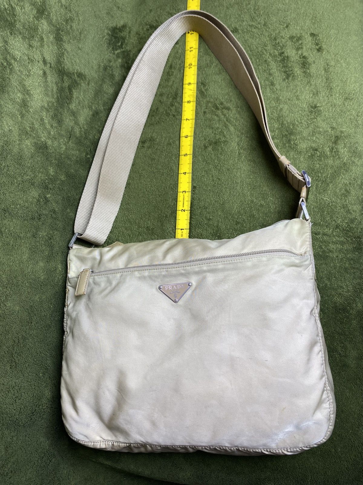 Prada Vintage Prada khaki beige nylon tessuto crossbody bag Size ONE SIZE - 21 Thumbnail