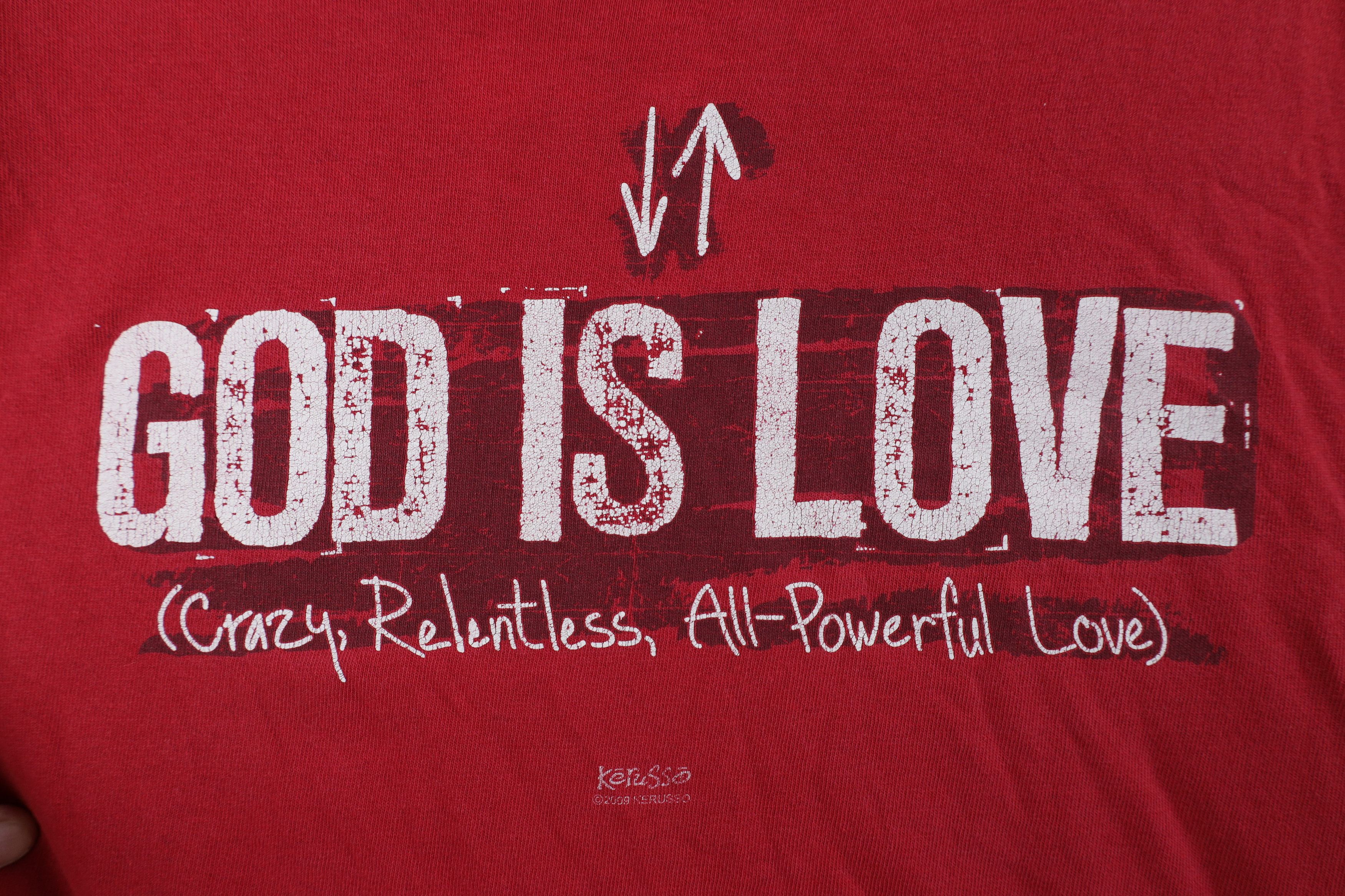 Vintage Vintage Y2K Streetwear God Is Love Christian T-Shirt Red Size US L / EU 52-54 / 3 - 4 Thumbnail