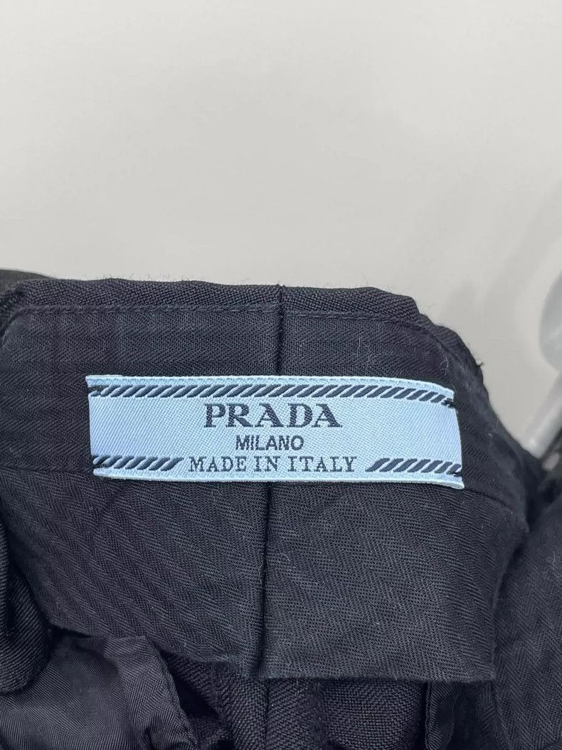 Prada Prada Black Shorts Size 36 96% New -2505 Size 35" - 4 Thumbnail