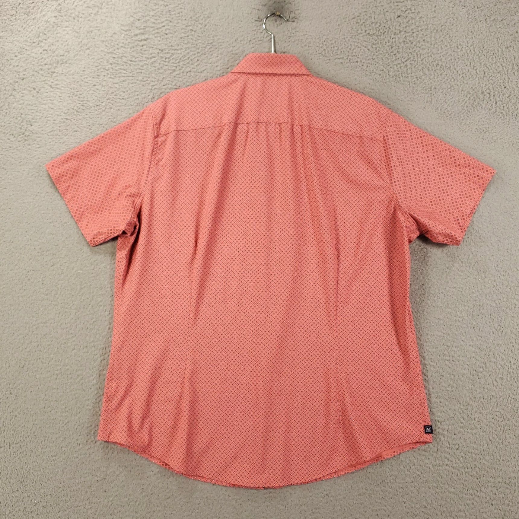 Mizzen+Main Mizzen+Main Shirt Button-Up Mens Medium Pink Diamond Print Stretch Size US M / EU 48-50 / 2 - 7 Thumbnail