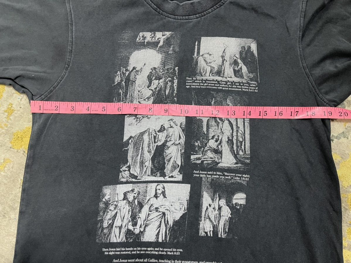 Vintage Vintage Jesus Christ Story Tshirt (Matthew 4:23) Size US M / EU 48-50 / 2 - 5 Thumbnail