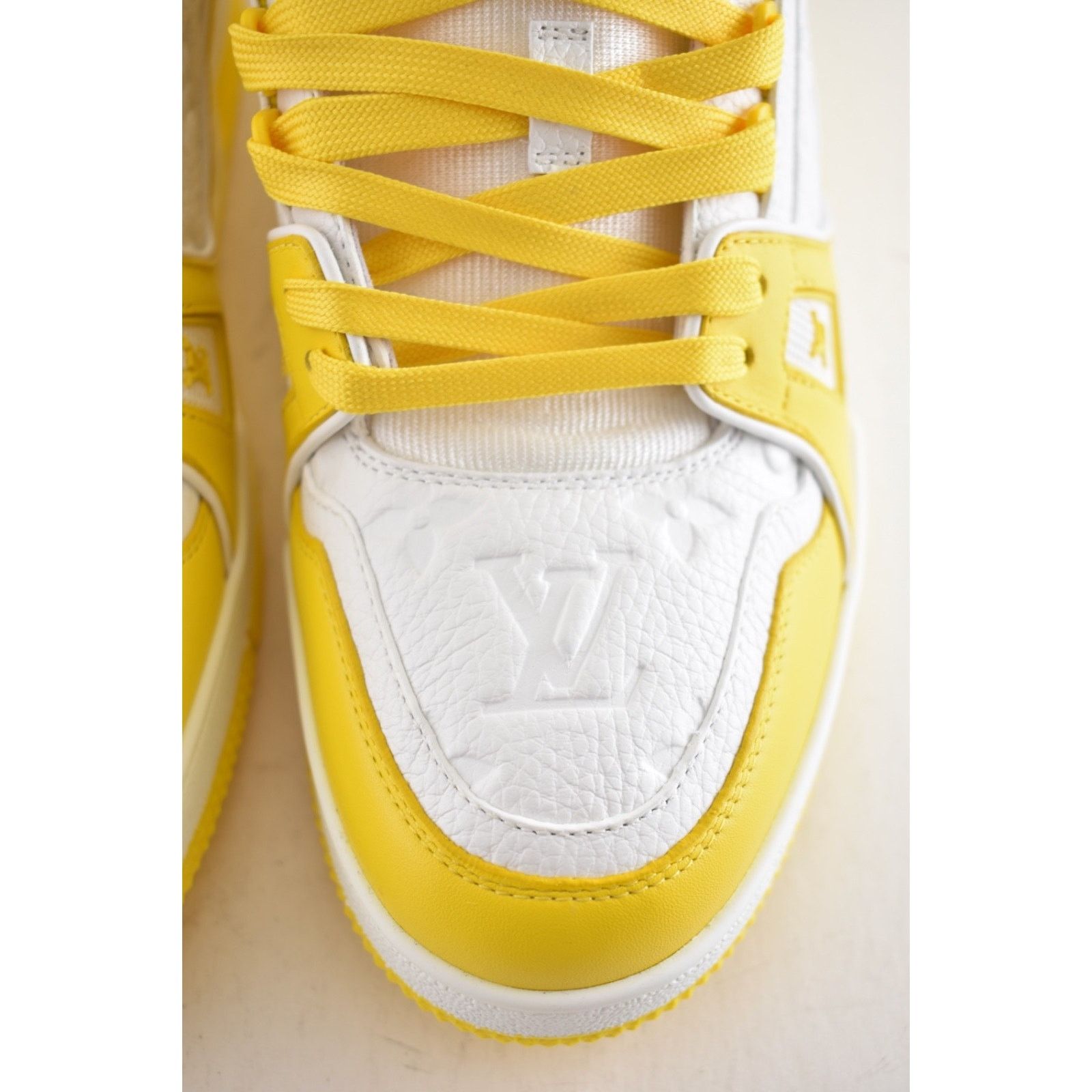 Louis Vuitton Louis Vuitton Yellow White Empreinte Leather Low Trainer Size US 9 / EU 42 - 7 Thumbnail
