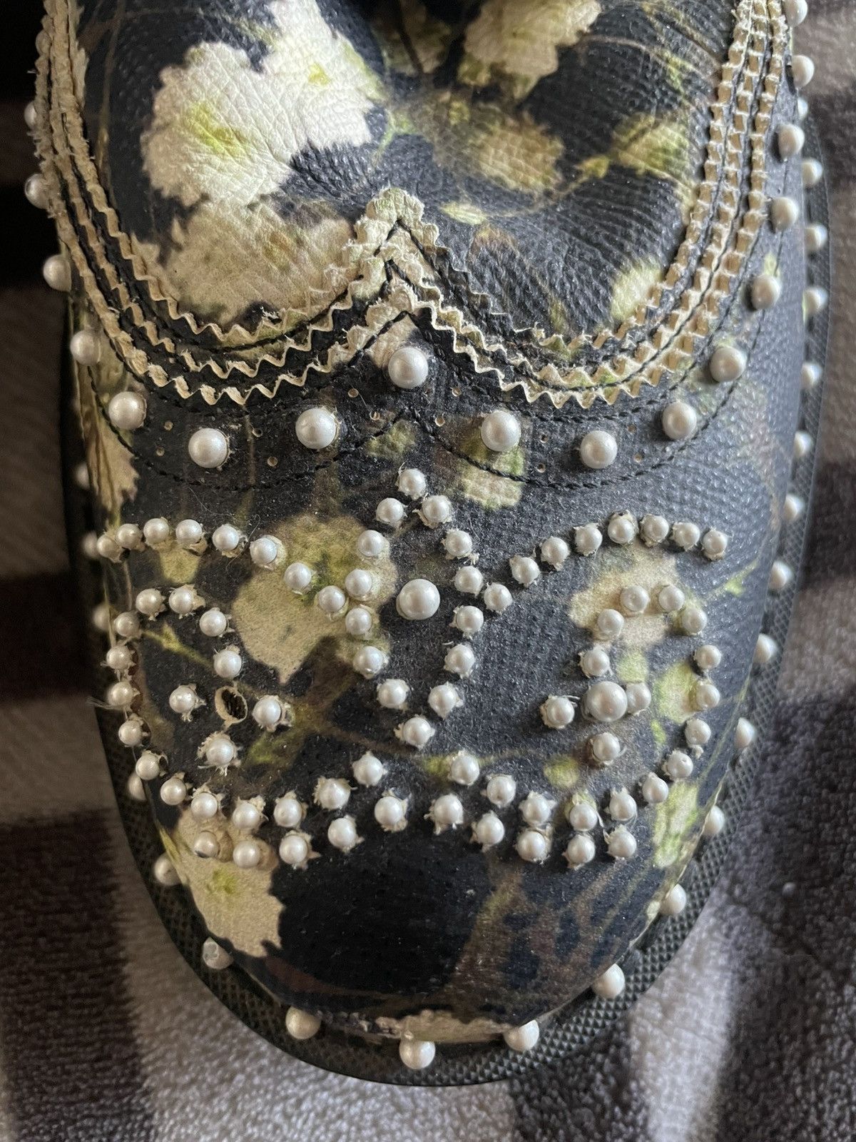 Givenchy × Riccardo Tisci SS15 Floral Studded Pearl Commando Leather Combat Boots Size US 11 / EU 44 - 10 Thumbnail