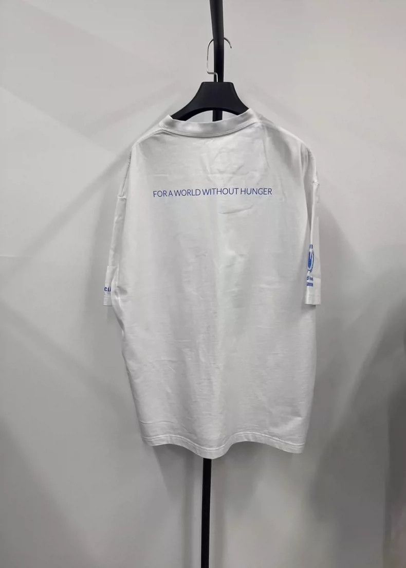 Balenciaga Balenciaga Monogrammed crewneck pullover short sleeve T-sh Size US XL / EU 56 / 4 - 2 Thumbnail