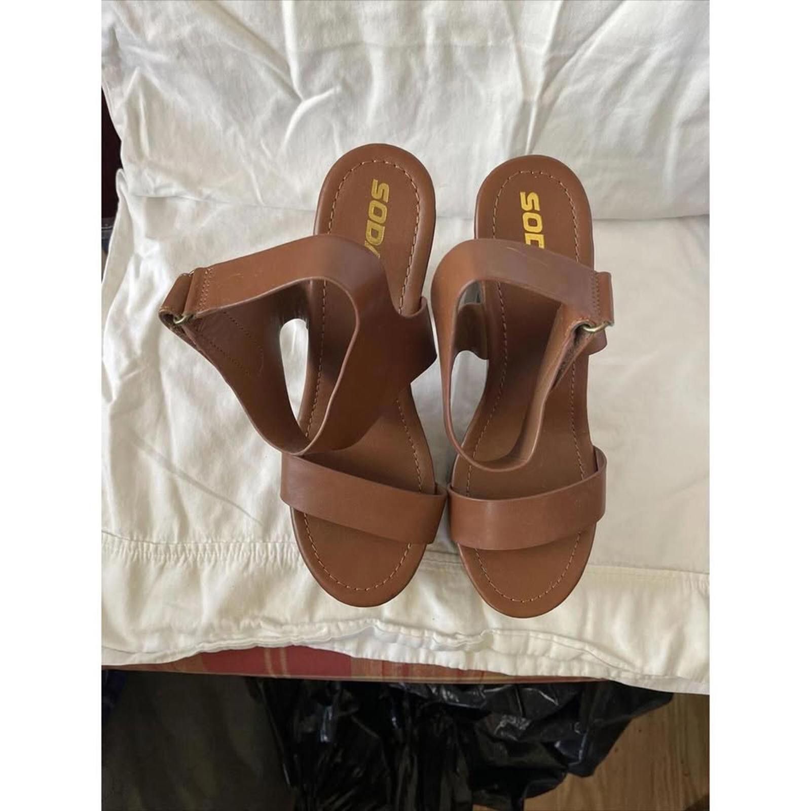 Other Stylish Brown Platform Heels by Soda Size 8.5 Size US 8.5 / IT 38.5 - 3 Thumbnail