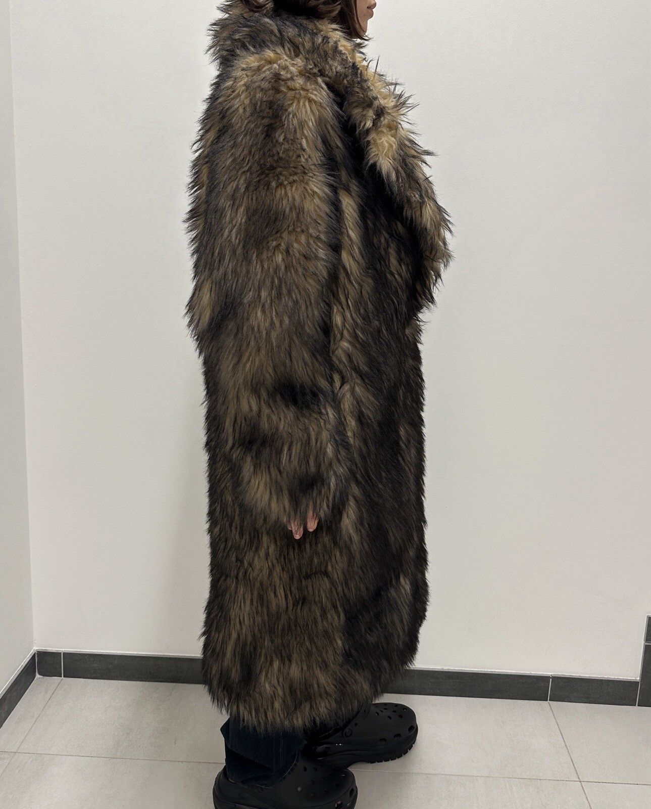 H&M × Paco Rabanne Paco Rabane H&M Faux Fuzzy Fur Long Coat Rare Size S / US 4 / IT 40 - 7 Thumbnail