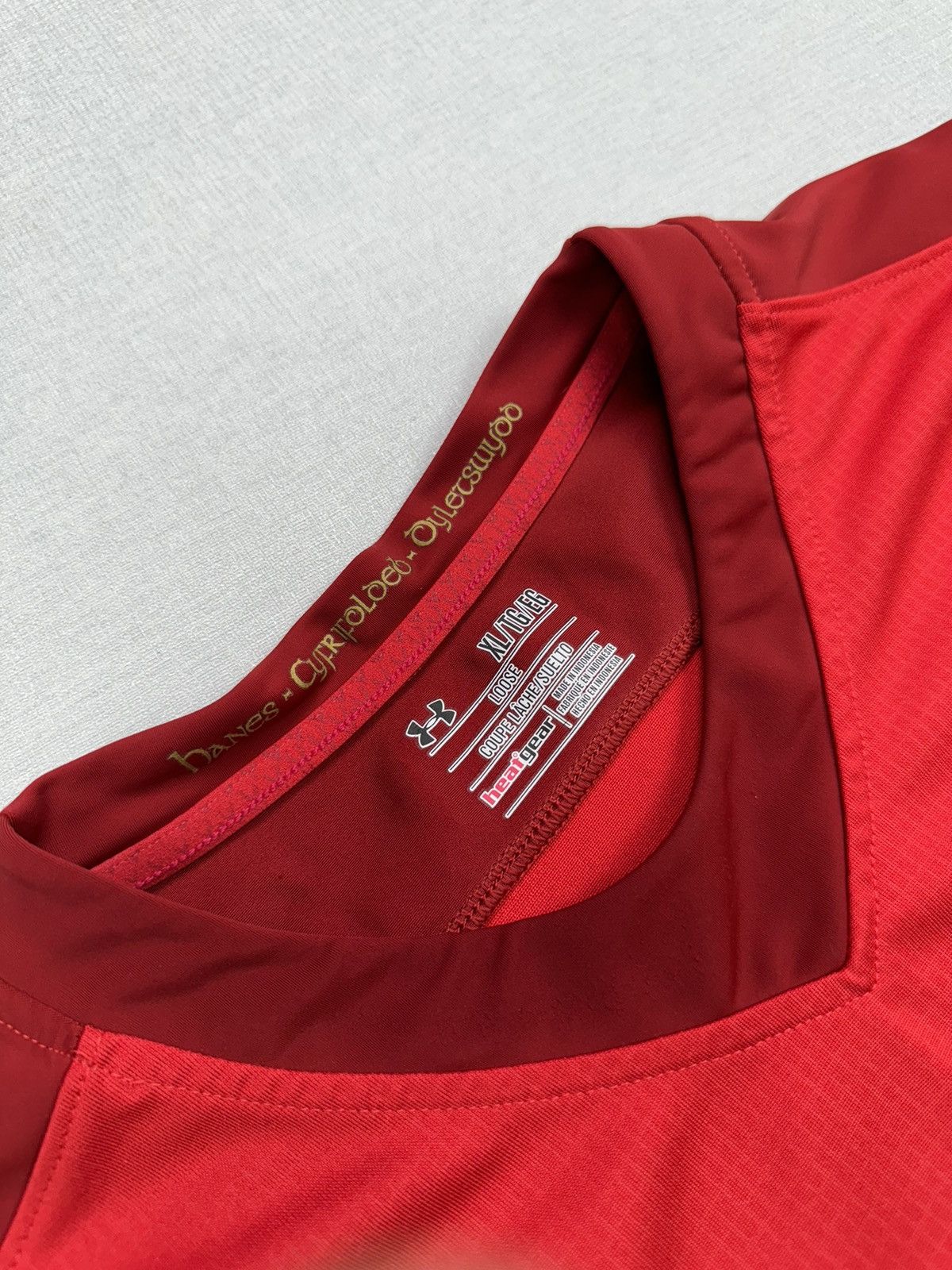 Under Armour Wales Rugby Shirt XL Red Gold 2015/16 Under Armour Admiral Size US XL / EU 56 / 4 - 3 Thumbnail