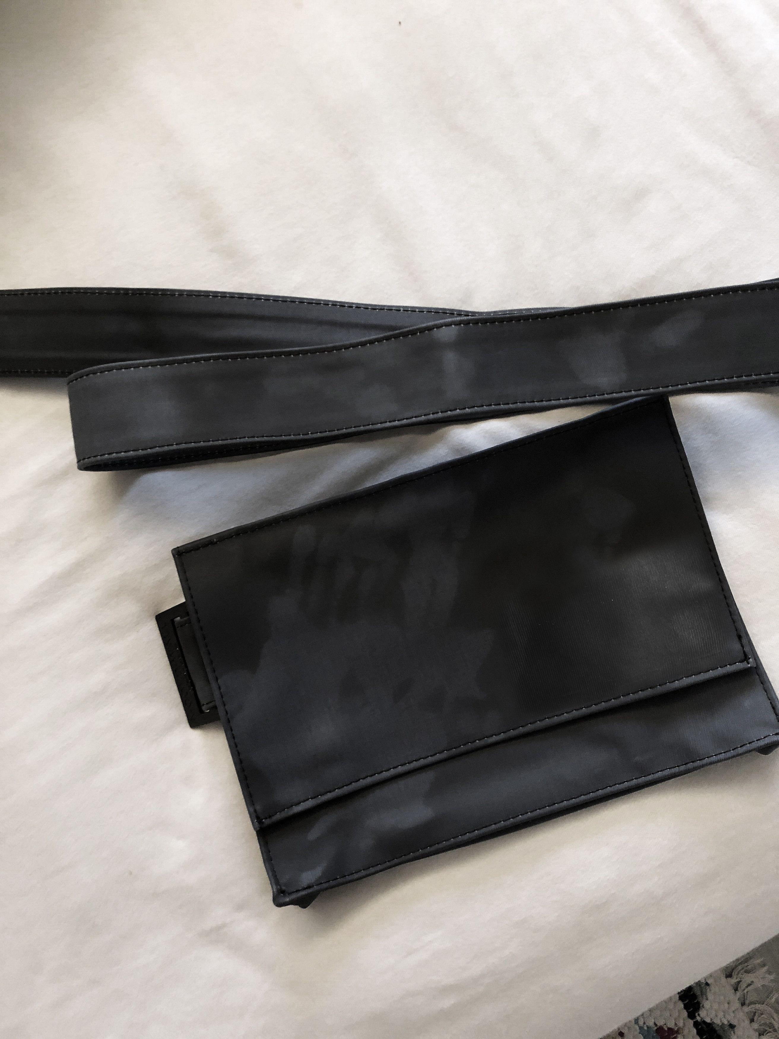 A-COLD-WALL* Heat Reactive Holster Bag Size ONE SIZE - 2 Thumbnail