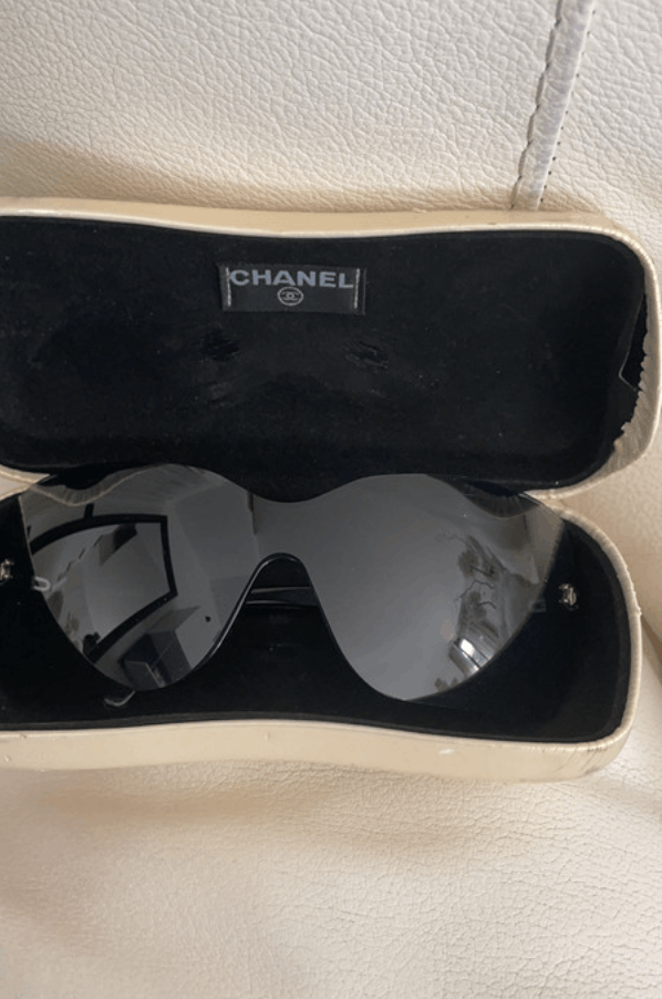 Chanel Chanel Sunglasses 5065 CC Rhinestone Logo Rimless Size ONE SIZE - 2 Thumbnail