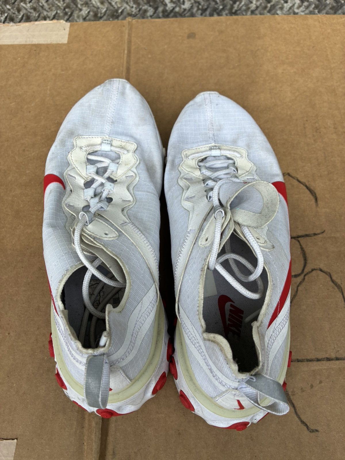 Nike Nike React Element 55 White University Red Running Men 11.5 Size US 11.5 / EU 44-45 - 4 Thumbnail