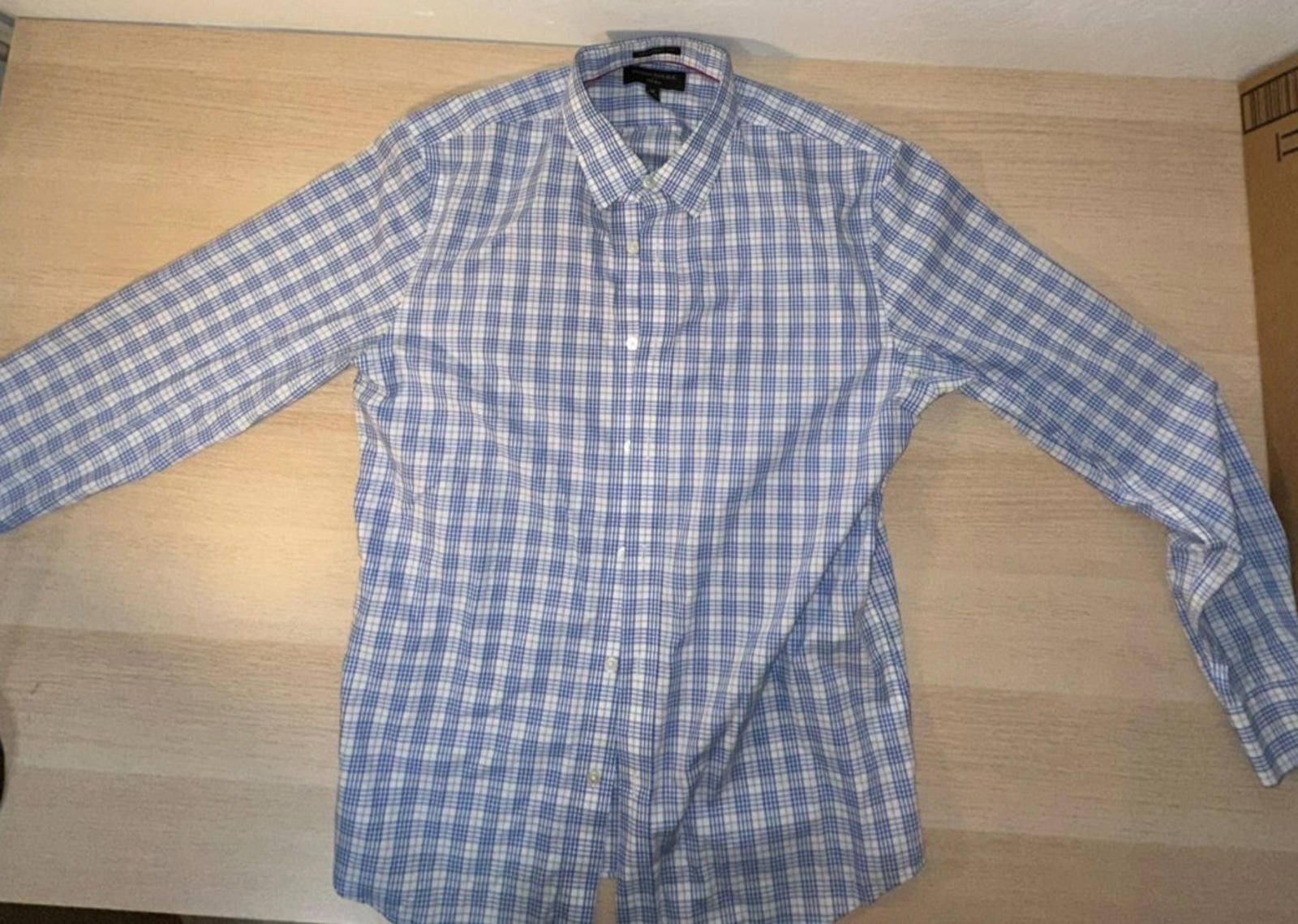 Banana Republic Banana Republic Men’s Dress Shirt – Blue & White Pattern M Size 38R - 1 Thumbnail