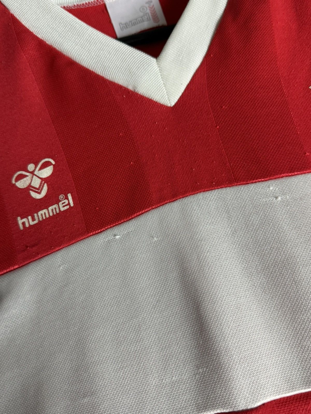 Hummel Middlesbrough 84/86 Home Football Long Sleeve Jersey Size US S / EU 44-46 / 1 - 7 Thumbnail