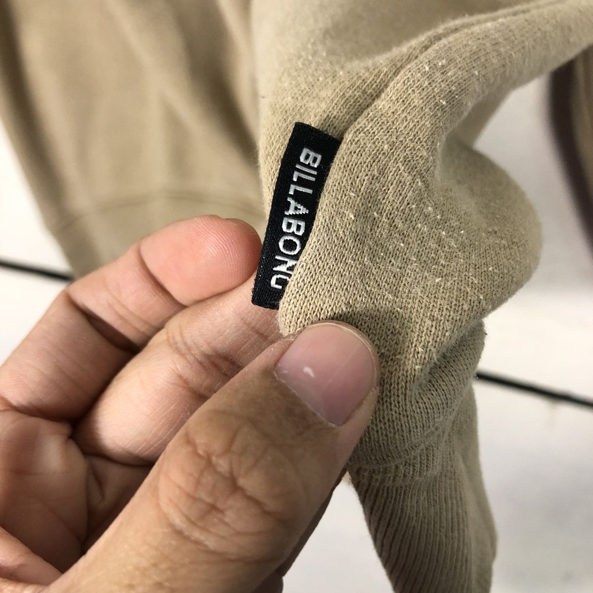 Japanese Brand × Vintage 📌Vintage Sweatshirt Crewneck Billabong Centre Logo Size US S / EU 44-46 / 1 - 13 Thumbnail