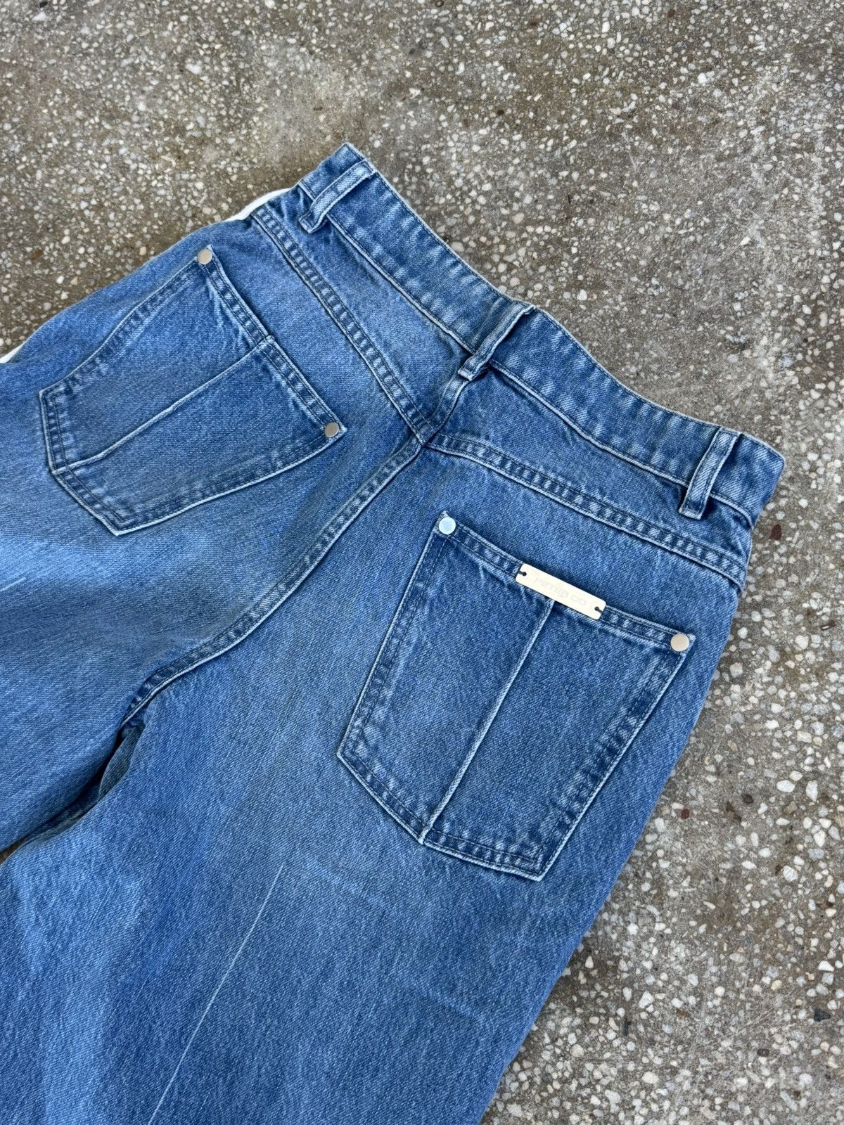 Peter Do PETER DO F/W 22 TATTOO TEAR DENIM FLARED JEANS Size 26" / US 2 / IT 38 - 12 Thumbnail