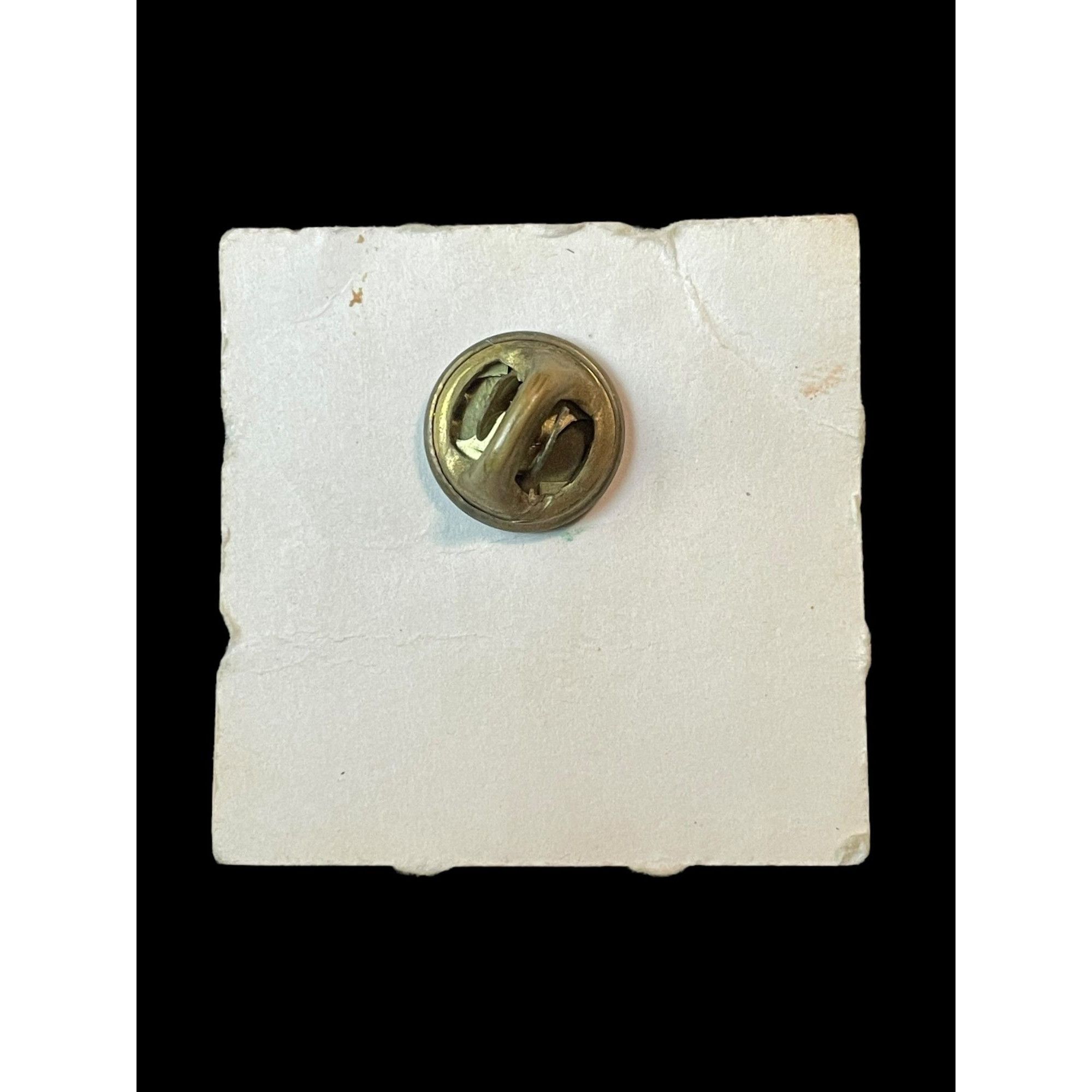 Vintage Vintage Gold Tone Walrus Head Alaska Souvenir Brooch Pin Size ONE SIZE - 3 Thumbnail